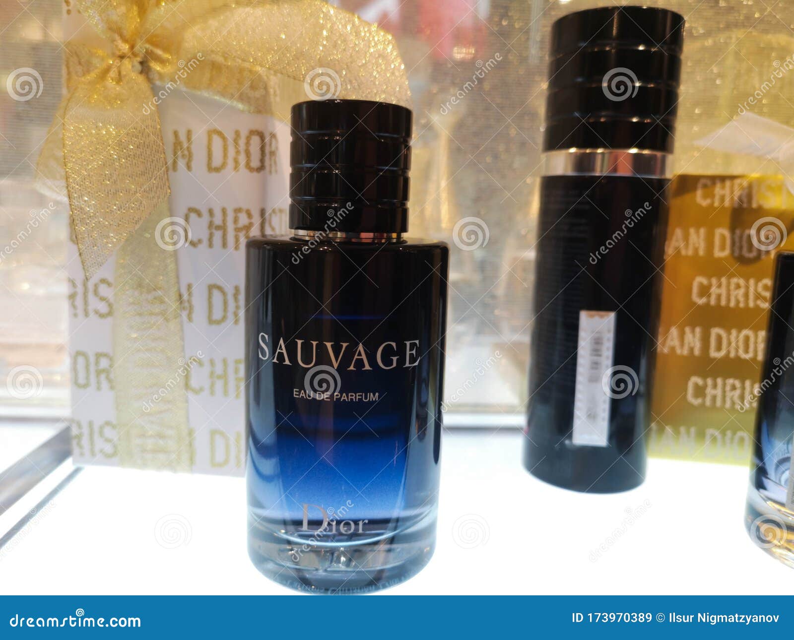 dior sauvage free shop