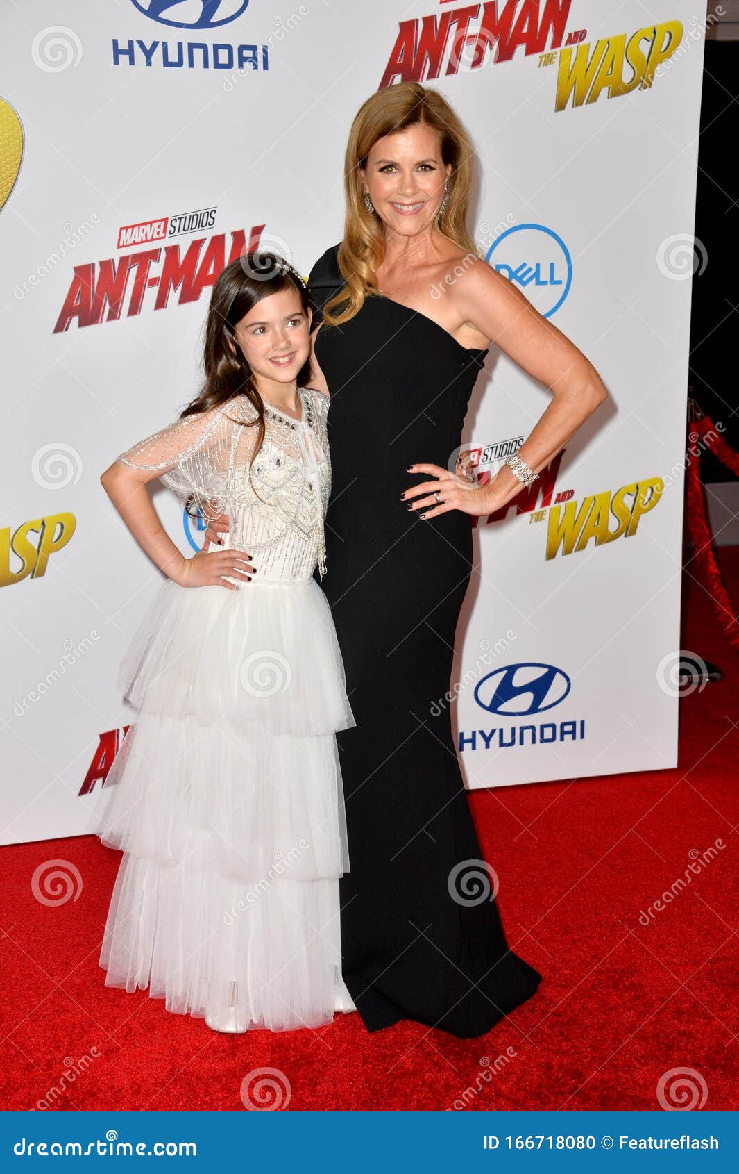 Christie Lynn Smith & Abby Ryder Fortson Editorial Image - Image of personality, premiere: 166718080 Christie Lynn Smith & Abby Ryder Fortson Editorial Image - Image of personality, premiere: 166718080