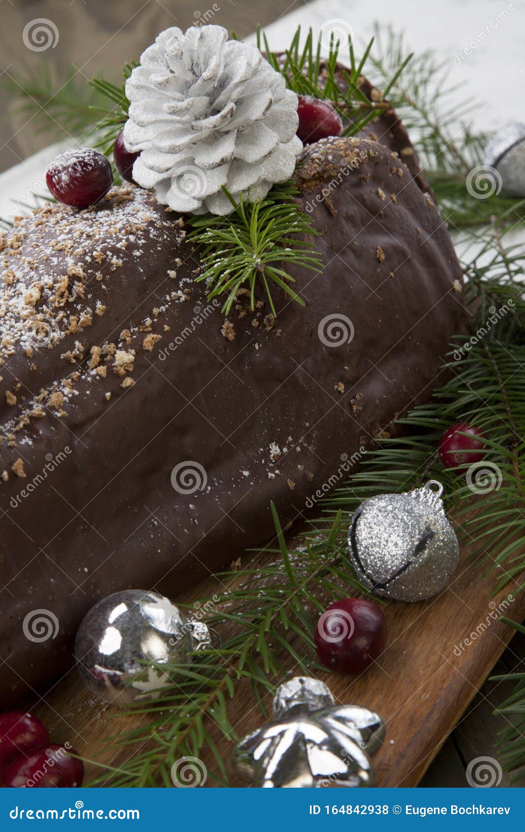Christmas Chocolate Yule Log Cake Stock Photo - Image of berries, roll ...