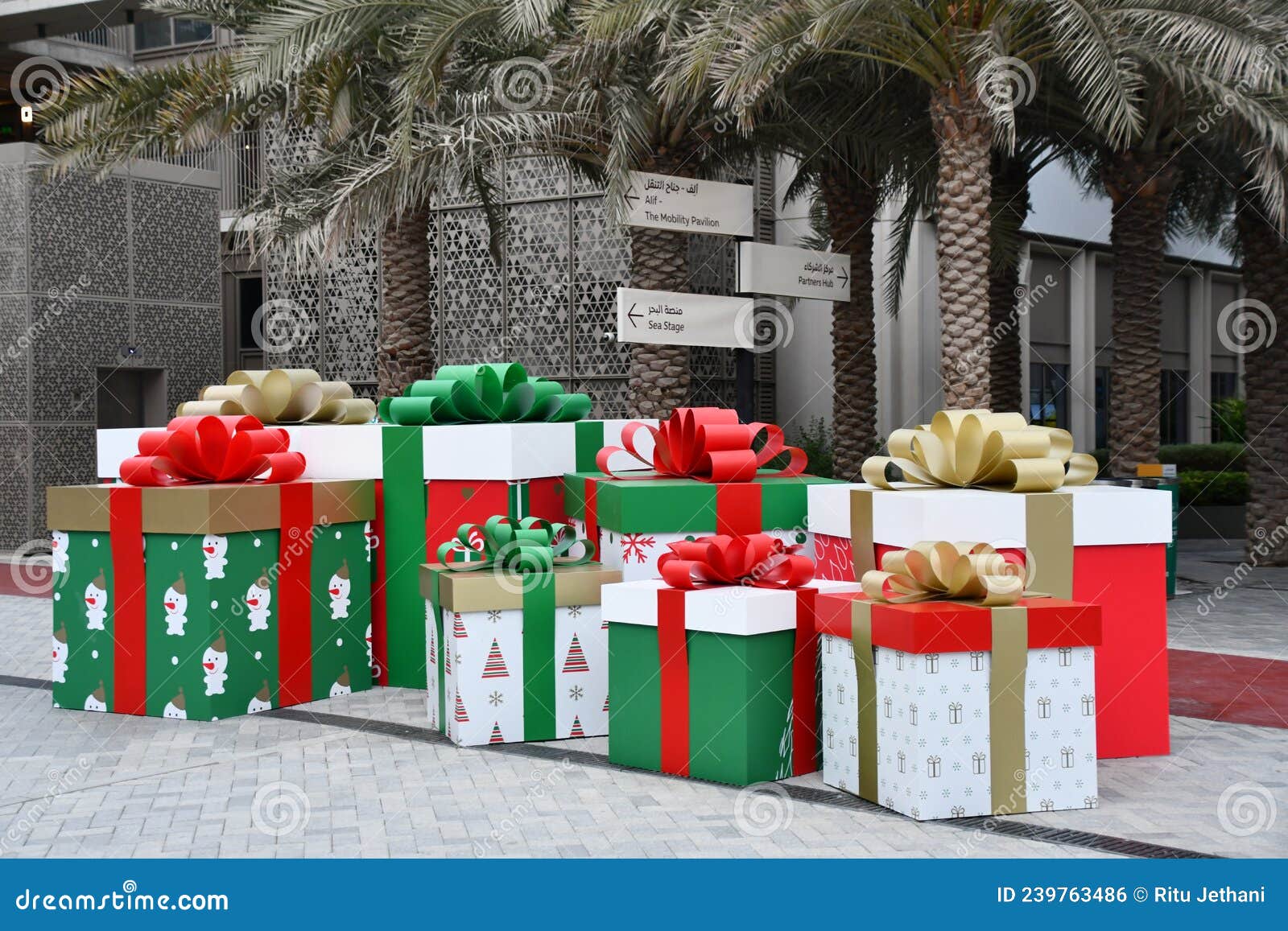 Christmas Decor at Expo 2020 in Dubai, UAE Editorial Photo Image of business, event 239763486