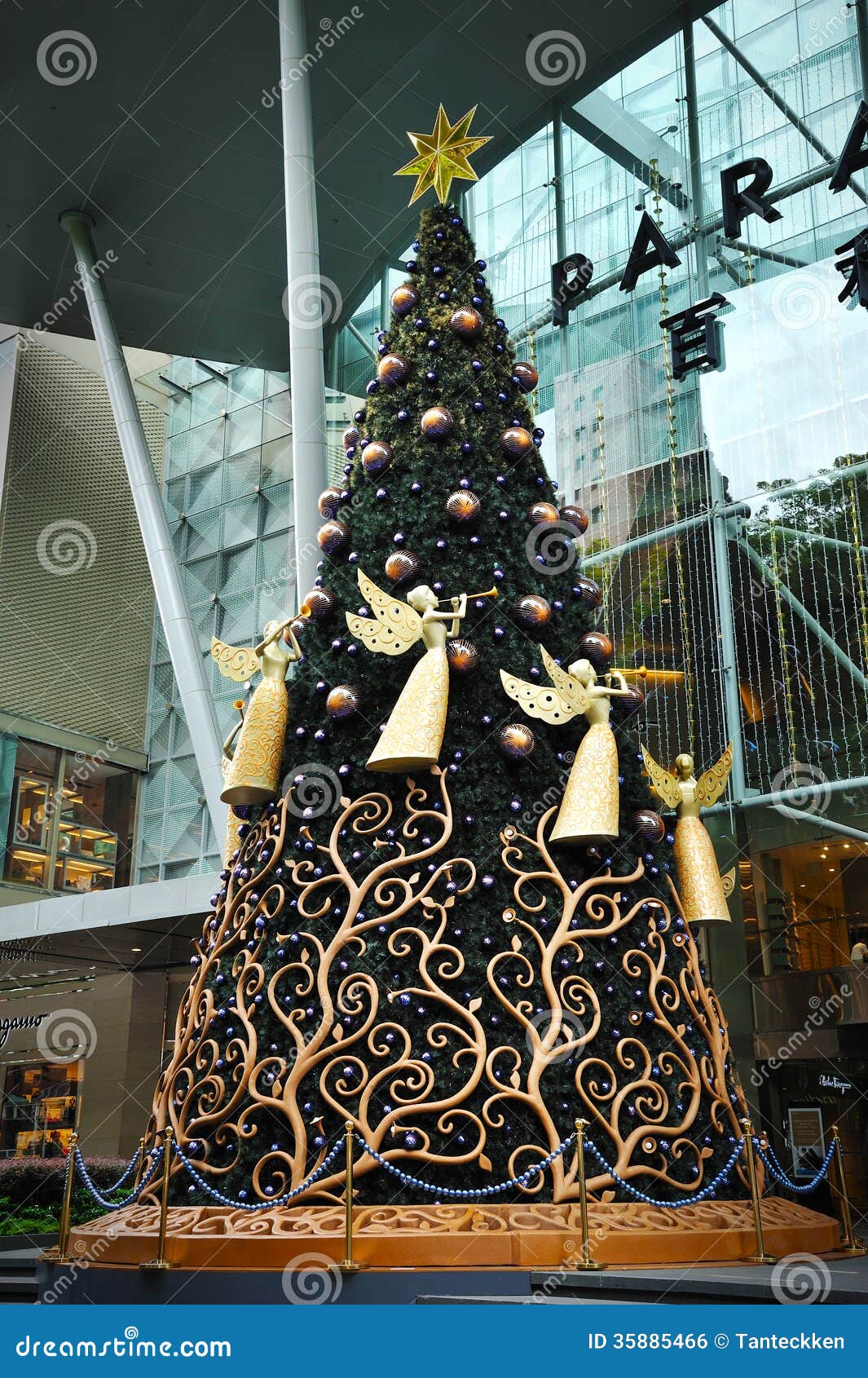 Night View of Christmas Decoration at Singapore Orchard Road Editorial  Stock Image - Image of light, element: 36313564