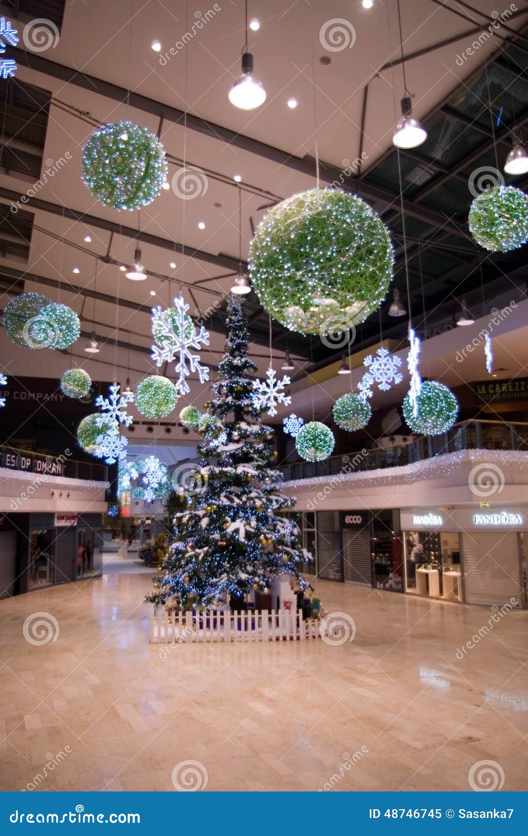 Christmas Decorations at Mall Editorial Image - Image of shopping ...