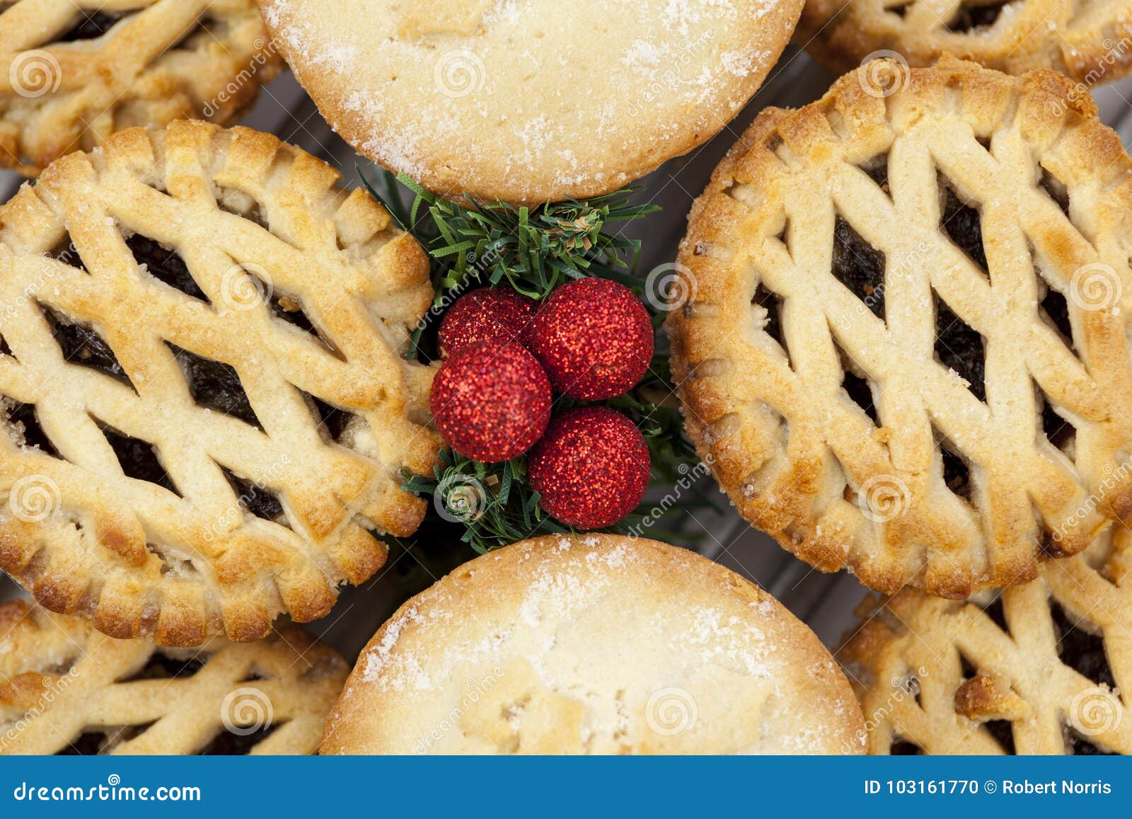 Christmas Decorations in the Middle of a Tray of Mince Pies Stock Photo -  Image of fruit, cake: 103161770