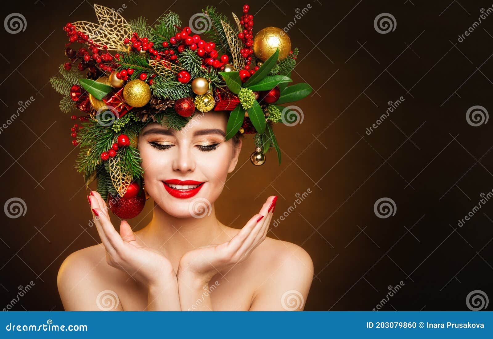Christmas Face and Hand Skin Care. Xmas and New Year Holiday Make-up and Hair  Style. Girl Looking To Product on Open Hand Stock Photo - Image of charm,  attractive: 203079860