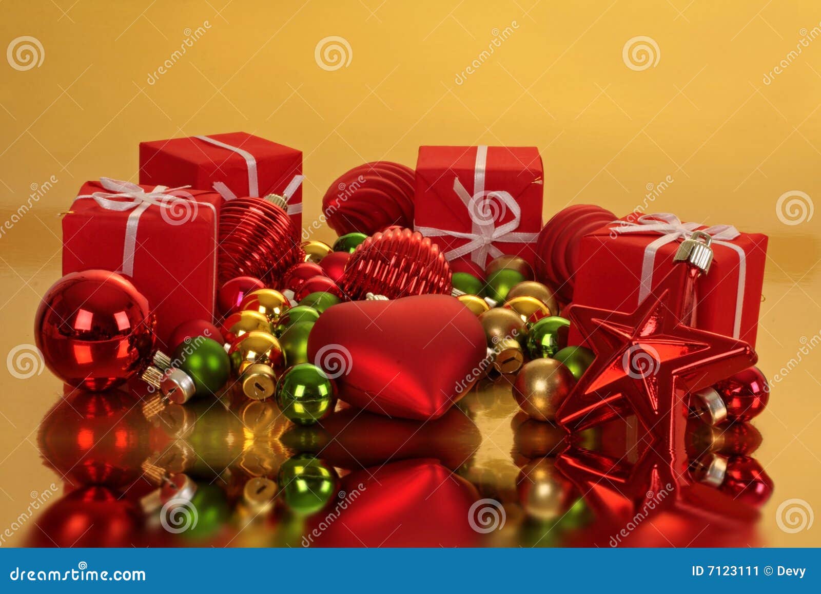 Christmas Gifts and Ornaments Stock Image - Image of present, gold: 7123111