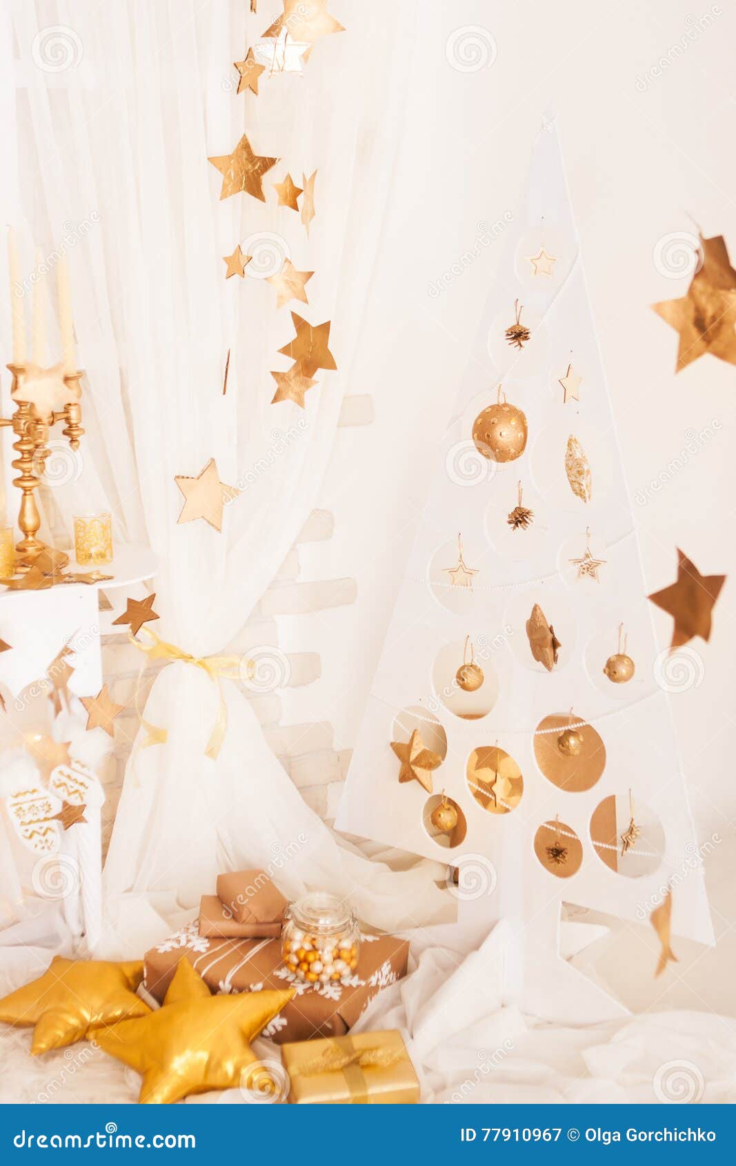 Christmas Gold and White Decorations Stock Image - Image of cute ...