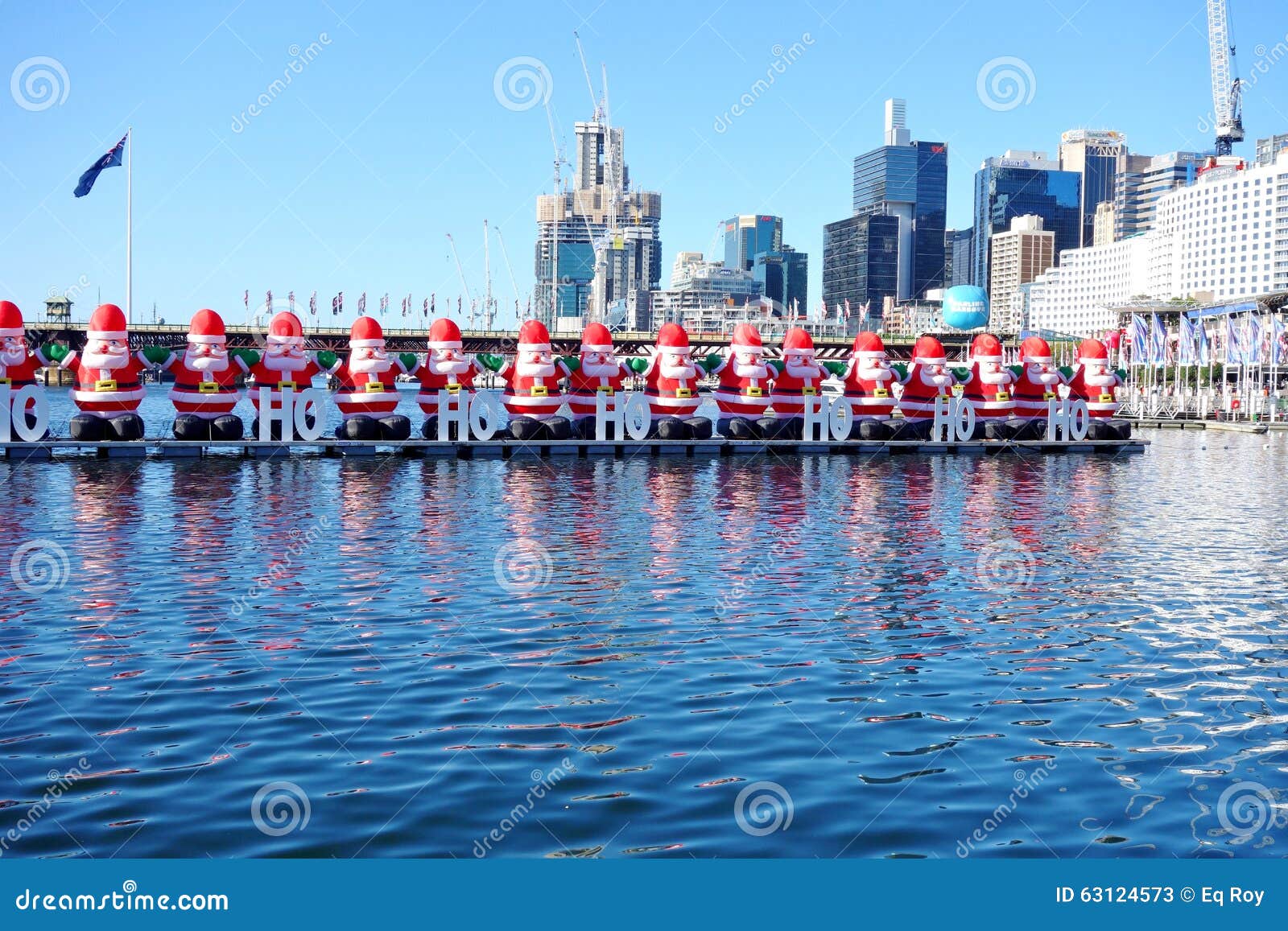 The Christmas Holiday Celebrated Down Under In Summer In Sydney Editorial Stock Photo - Image of ...
