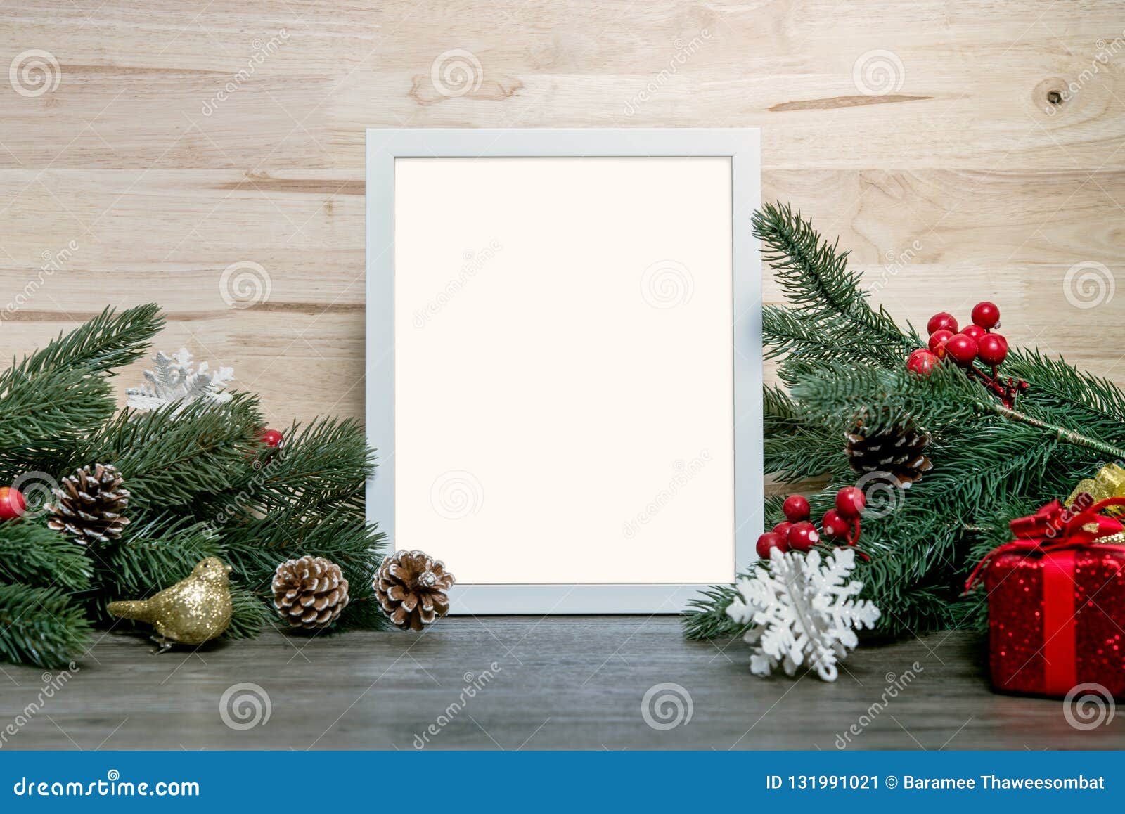 Download 21 016 Picture Mockup Frame Christmas Photos Free Royalty Free Stock Photos From Dreamstime PSD Mockup Templates