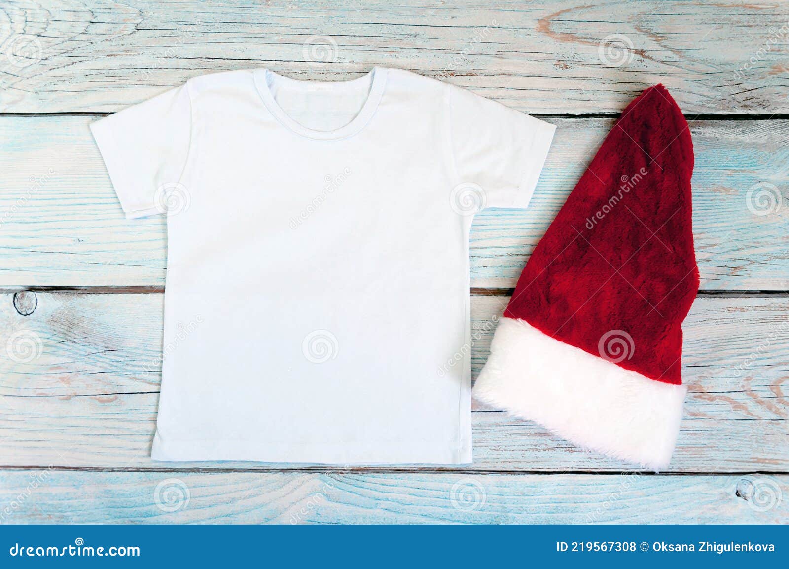 Download 602 Christmas Mockup Shirt Photos Free Royalty Free Stock Photos From Dreamstime