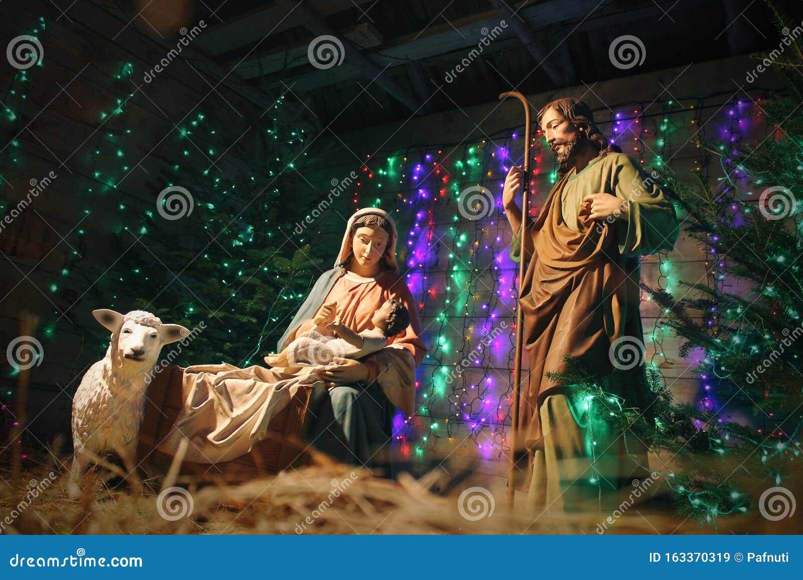 Christmas Manger Scene With Figures Including Jesus Stock Image Image Of Fire Decoration 163370319