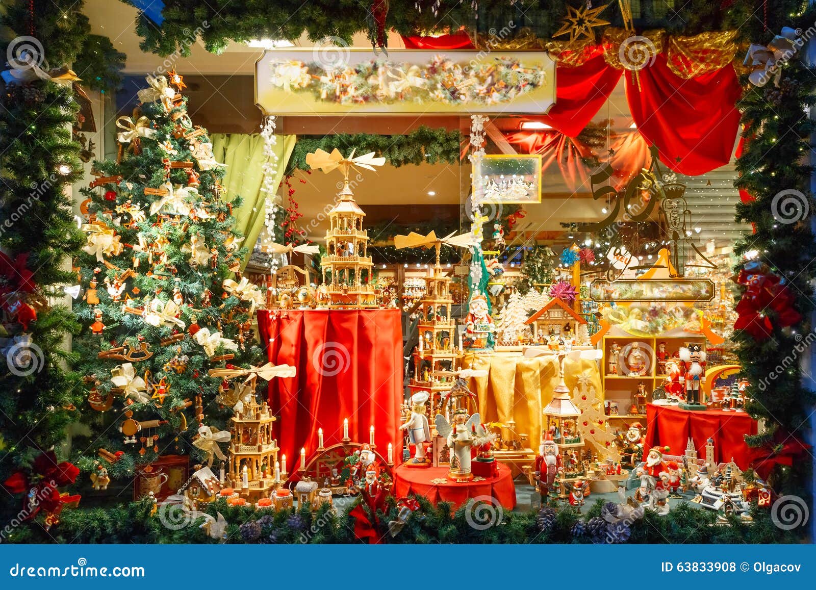Christmas Market In Brugge, Belgium. Stock Photo - Image 