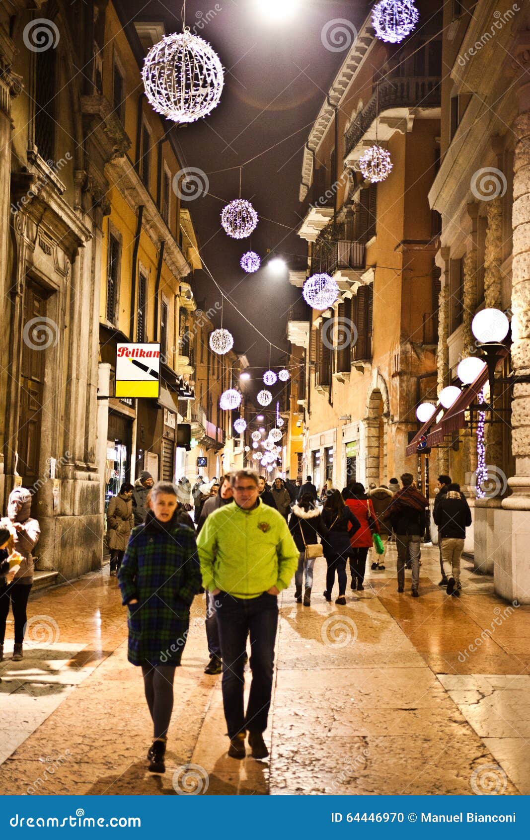 Christmas Markets in Verona 2015 Editorial Image Image of garlands