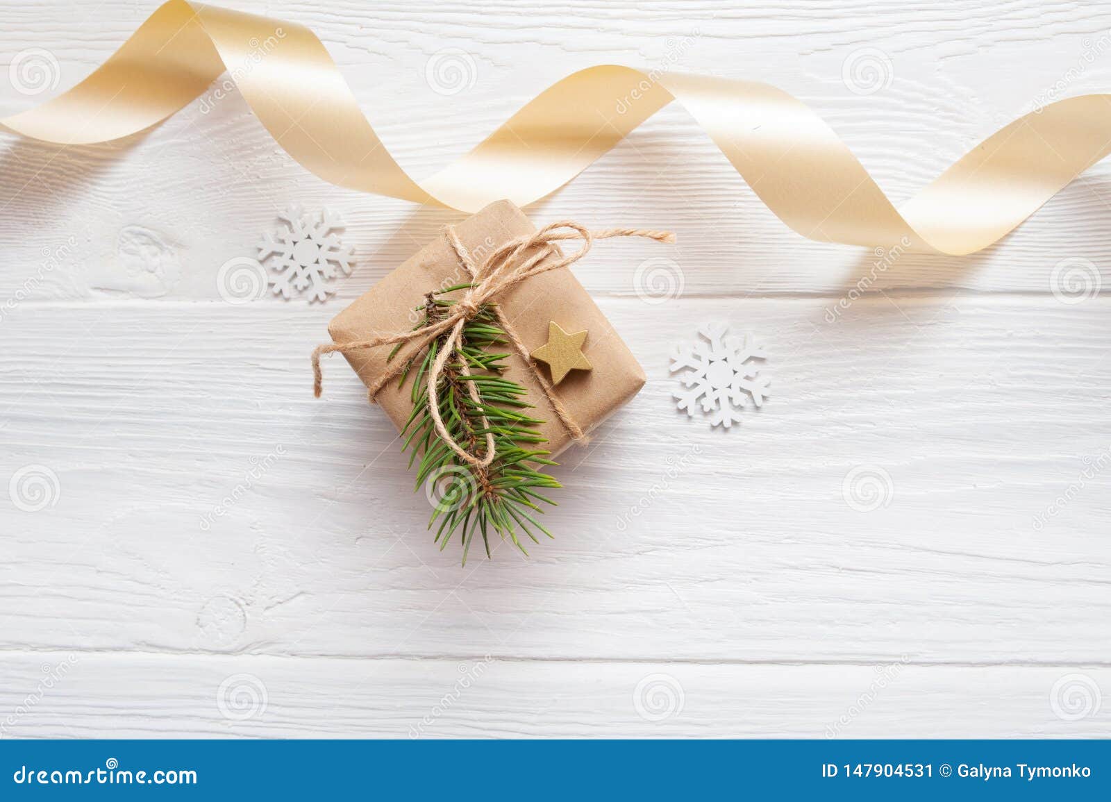 Download Christmas Mockup Kraft Gift Box Background With Beige ...