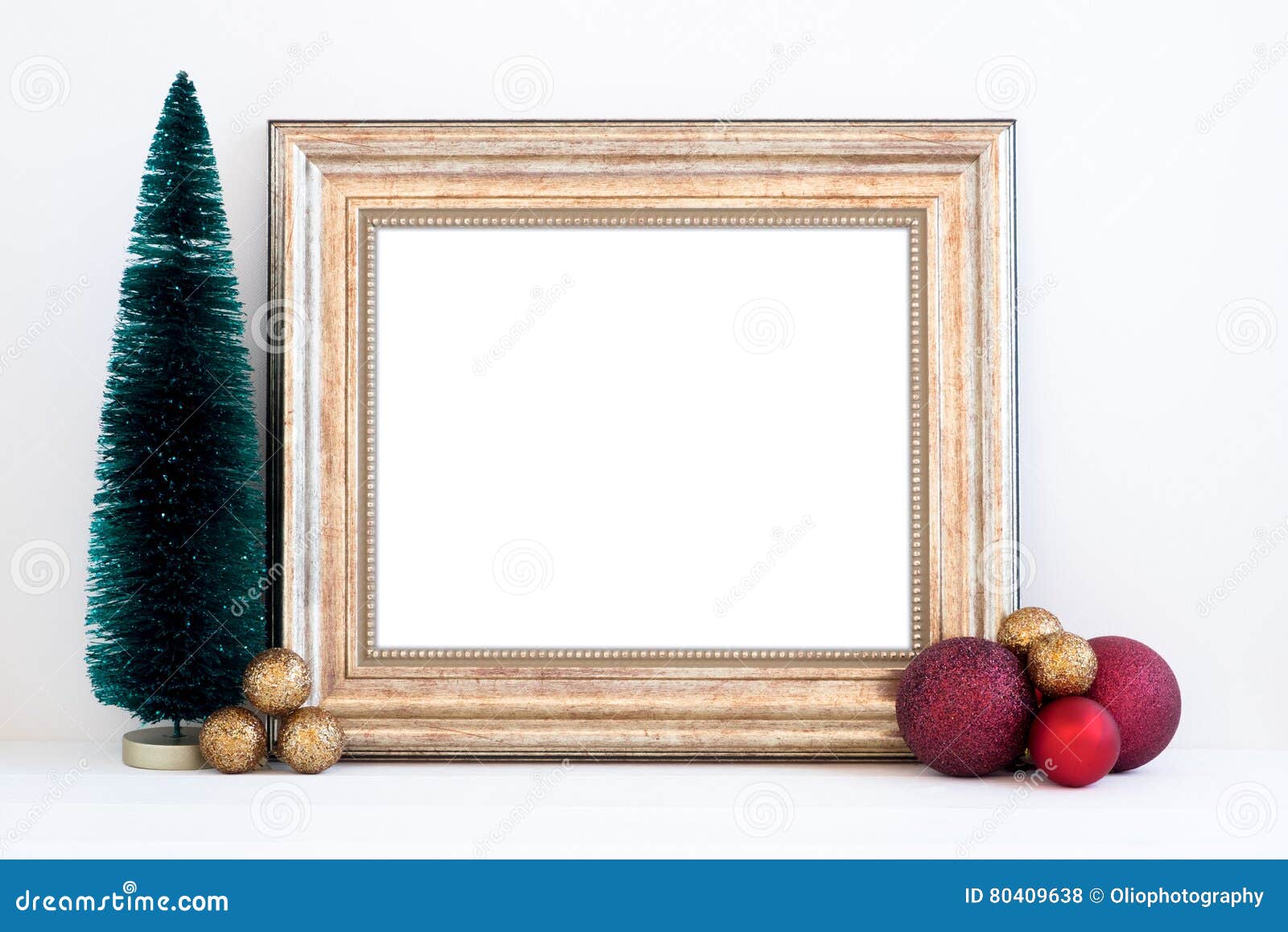 Download 21 016 Picture Mockup Frame Christmas Photos Free Royalty Free Stock Photos From Dreamstime PSD Mockup Templates