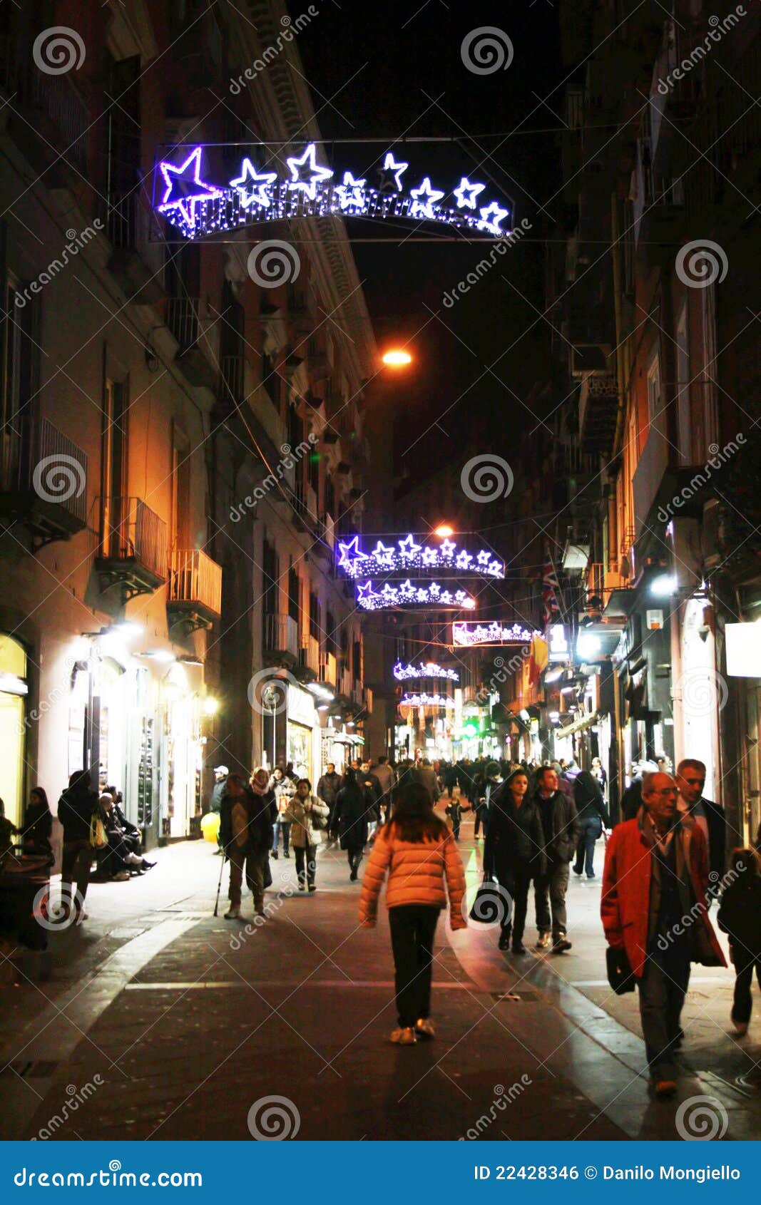 Christmas at naples editorial photo. Image of walking 22428346