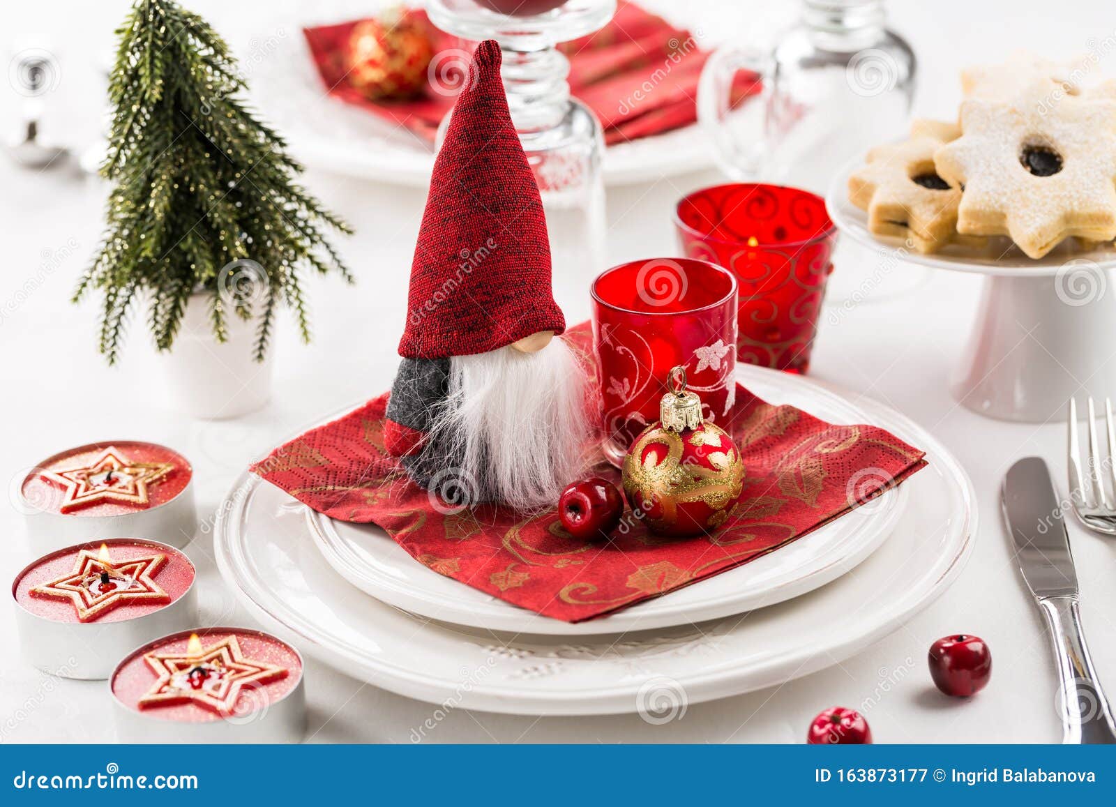 Christmas And New Year Holiday Table Setting Place Setting For Christmas Dinner Holiday Decorations Stock Image Image Of Event