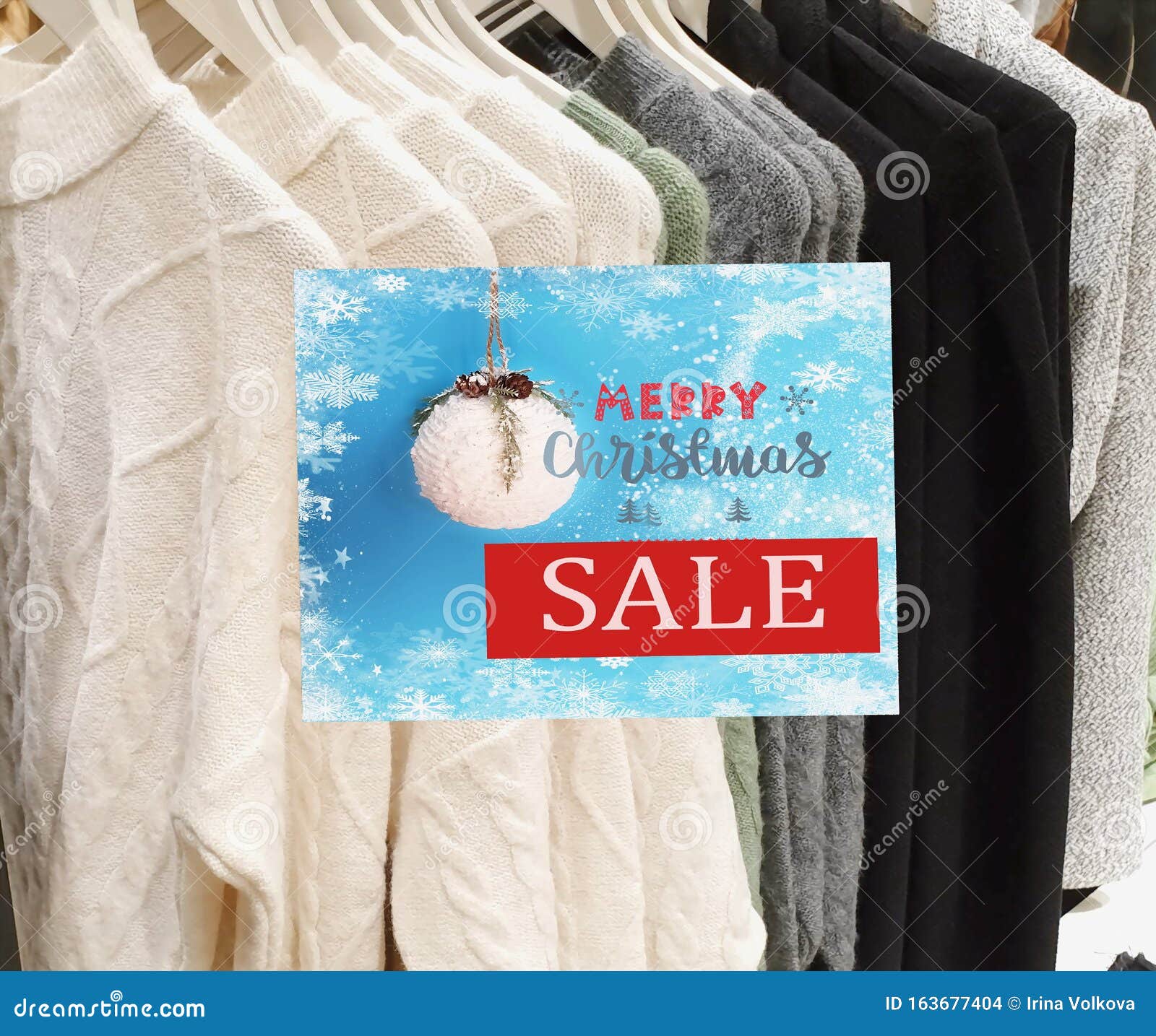 https://thumbs.dreamstime.com/z/christmas-season-big-sale-banner-women-clothes-winter-fashion-collection-discount-clothing-shopping-center-clearance-clothing-163677404.jpg