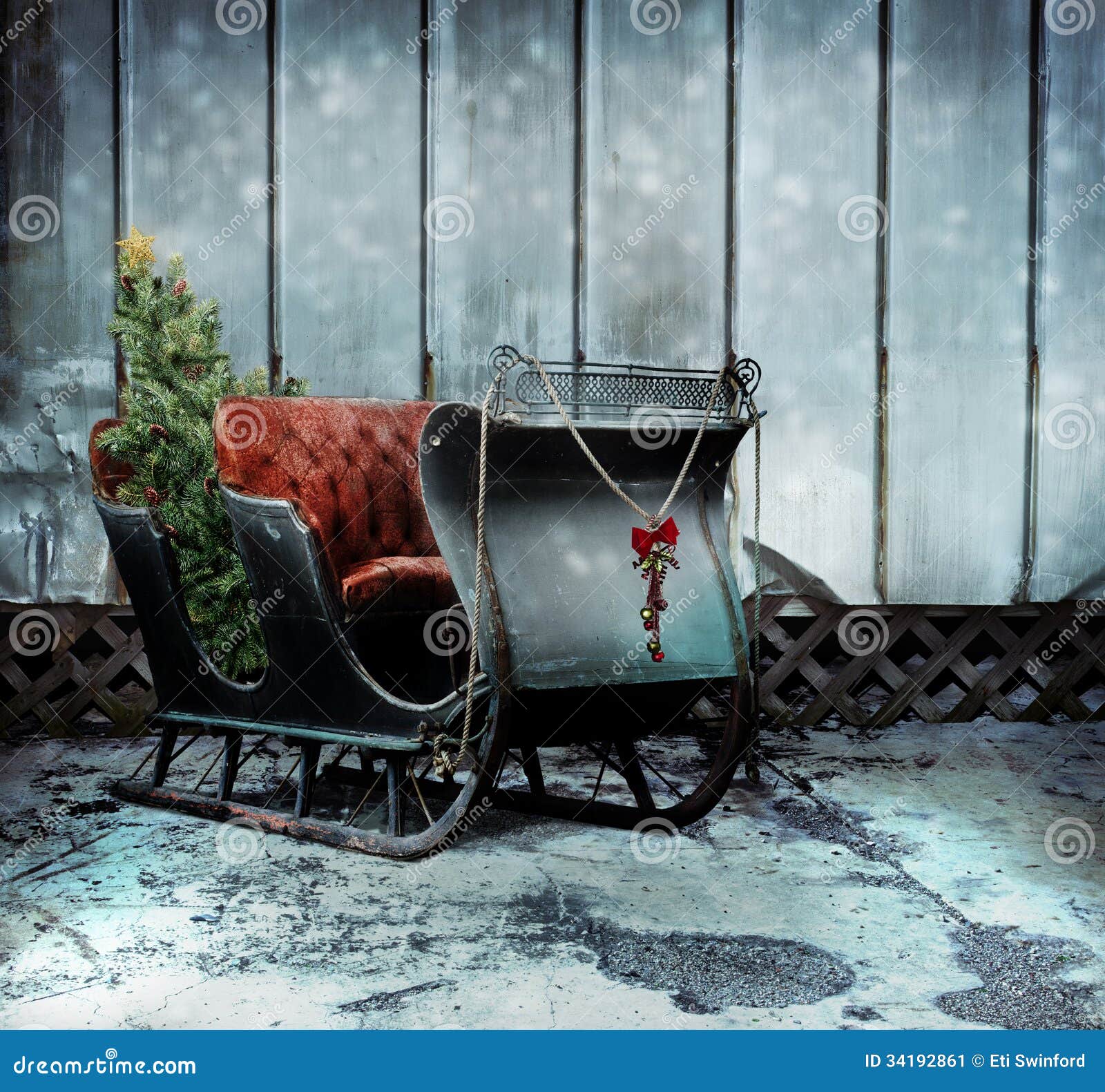 Christmas Sleigh Stock Image - Image: 34192861