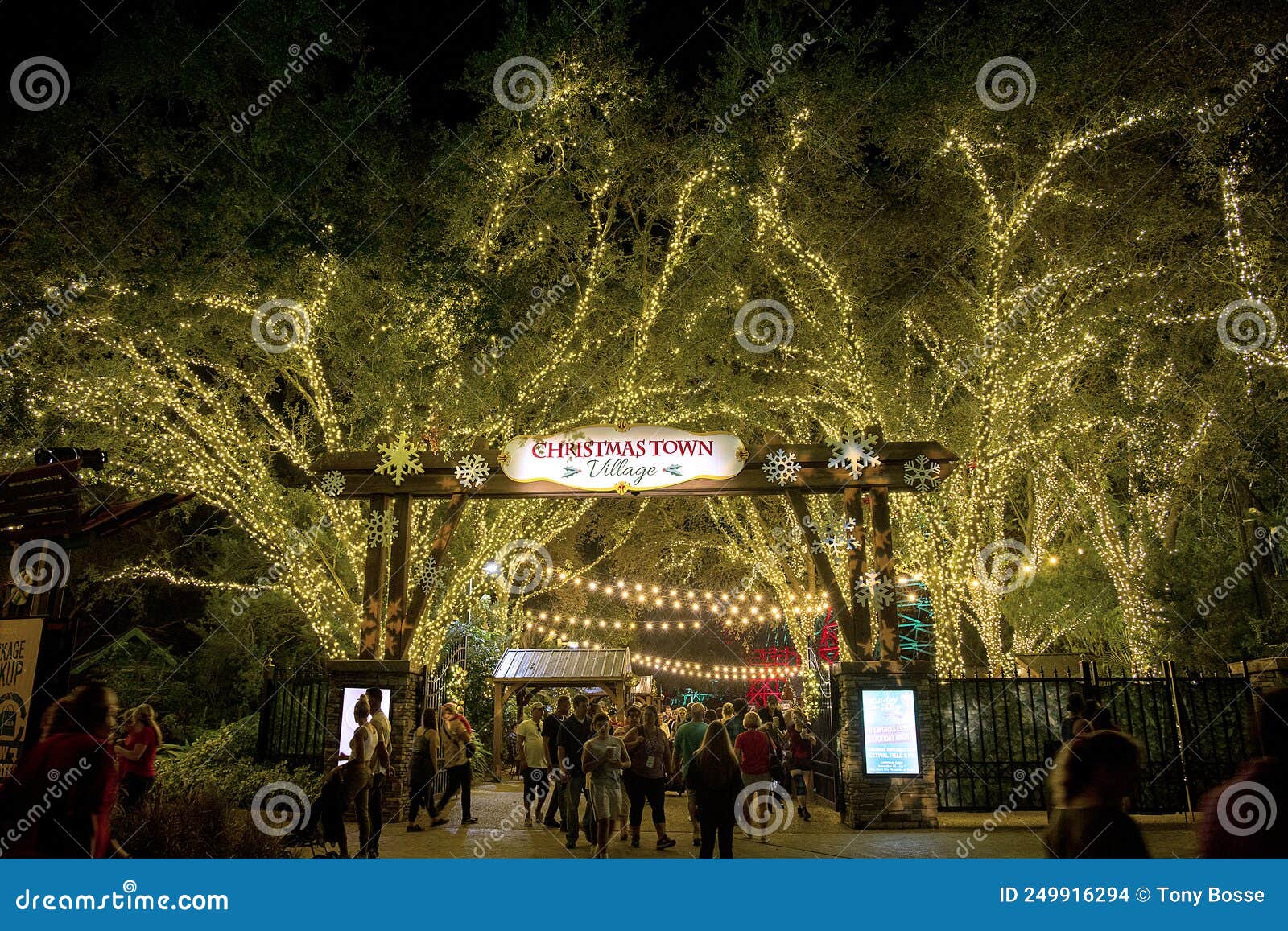 Christmas Village Tampa 