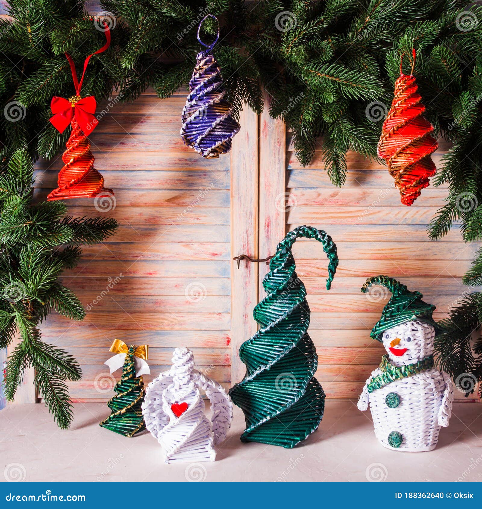 https://thumbs.dreamstime.com/z/christmas-toys-made-reusable-paper-straws-peace-fir-tree-set-twisted-tubes-snowman-bells-winter-decoration-zero-waste-188362640.jpg