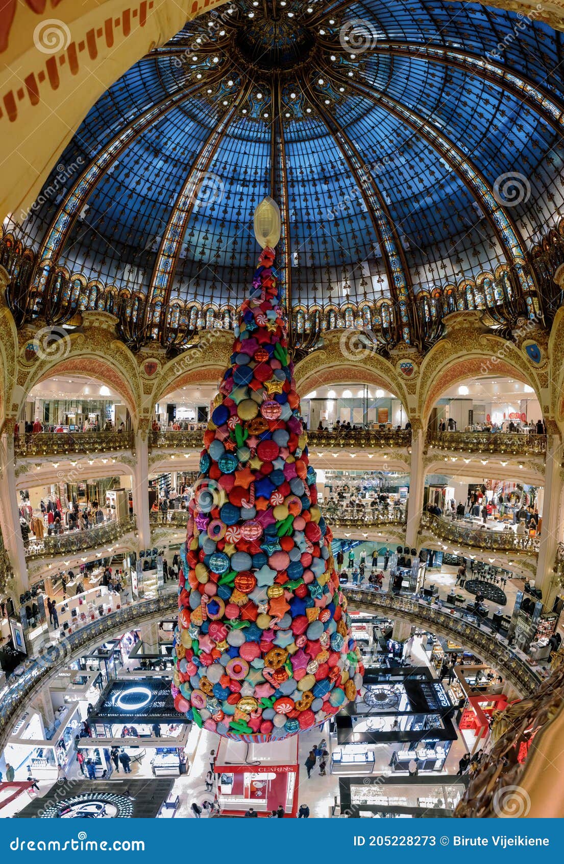 Christmas Shopping at Galeries Lafayette in Paris 