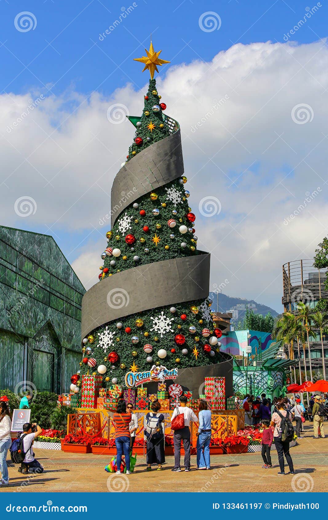 Christmas Tree at Ocean Park in Hong Kong Editorial Photography Image