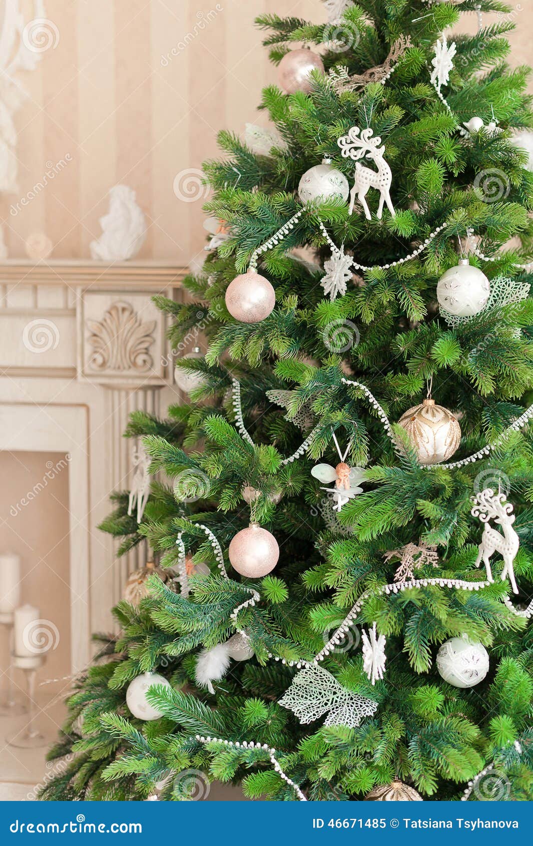 Christmas Tree with White Ornaments in Vintage Interior Stock Image ...