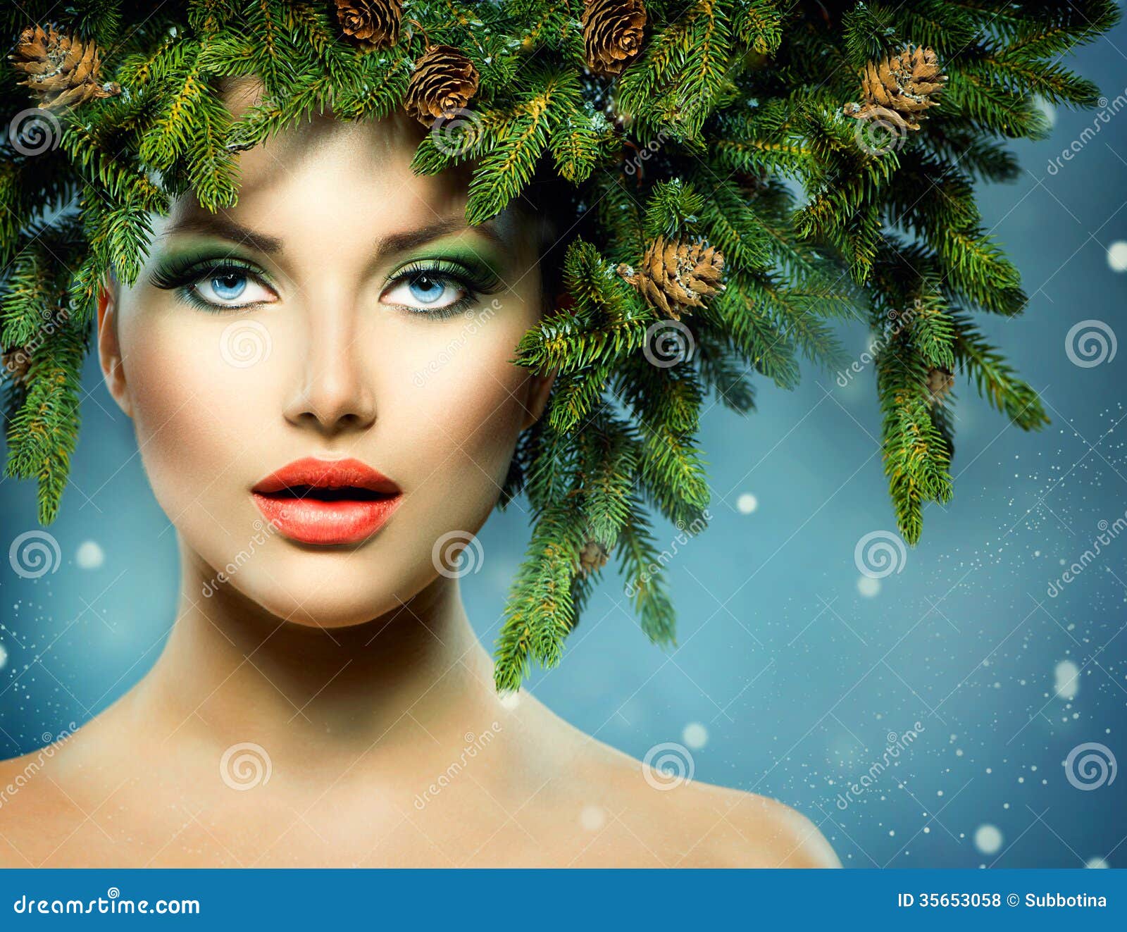 Christmas Woman Royalty Free Stock Photos - Image: 35653058