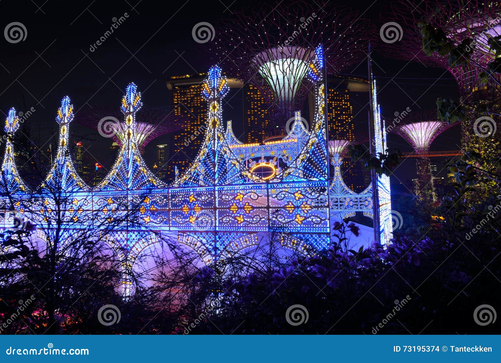 Christmas Wonderland At Gardens By The Bay Singapore Editorial Stock Image Image Of Sands Celebration