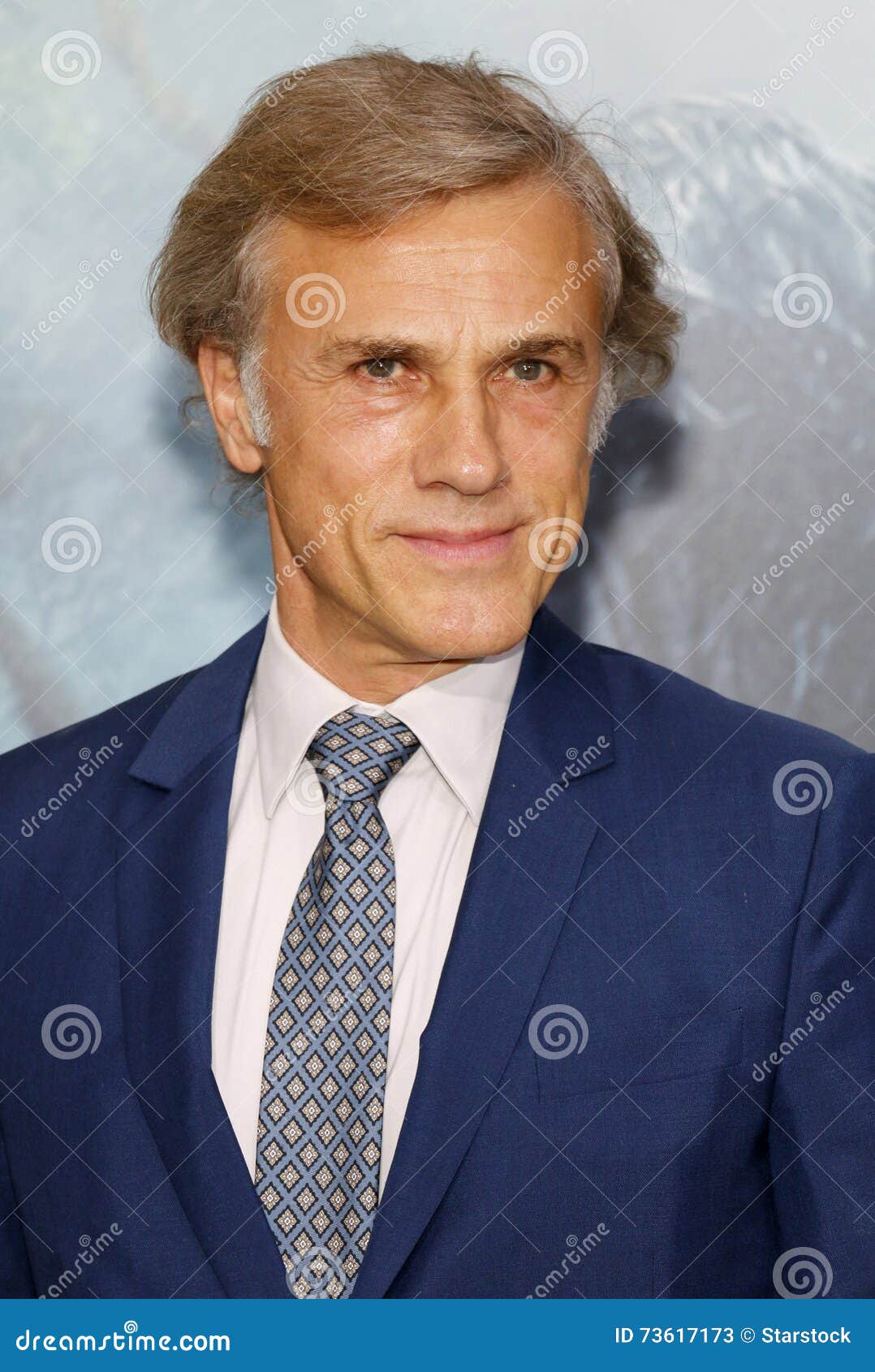 Christoph Waltz foto de archivo editorial. Imagen de sostenido - 73617173, image size:1078x1690