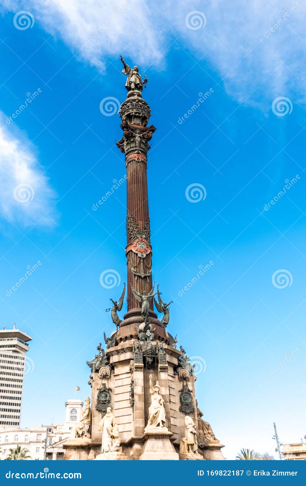 christopher columbus statue pointing beyond