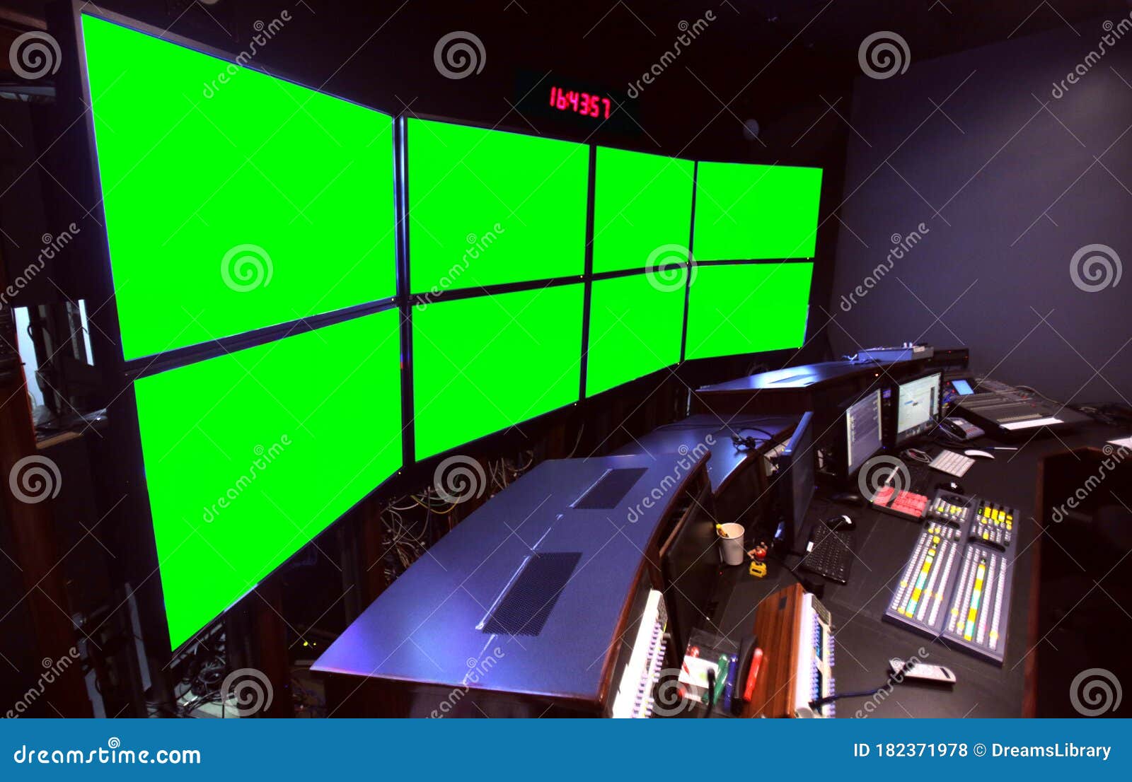chroma key green screen chroma key green screen