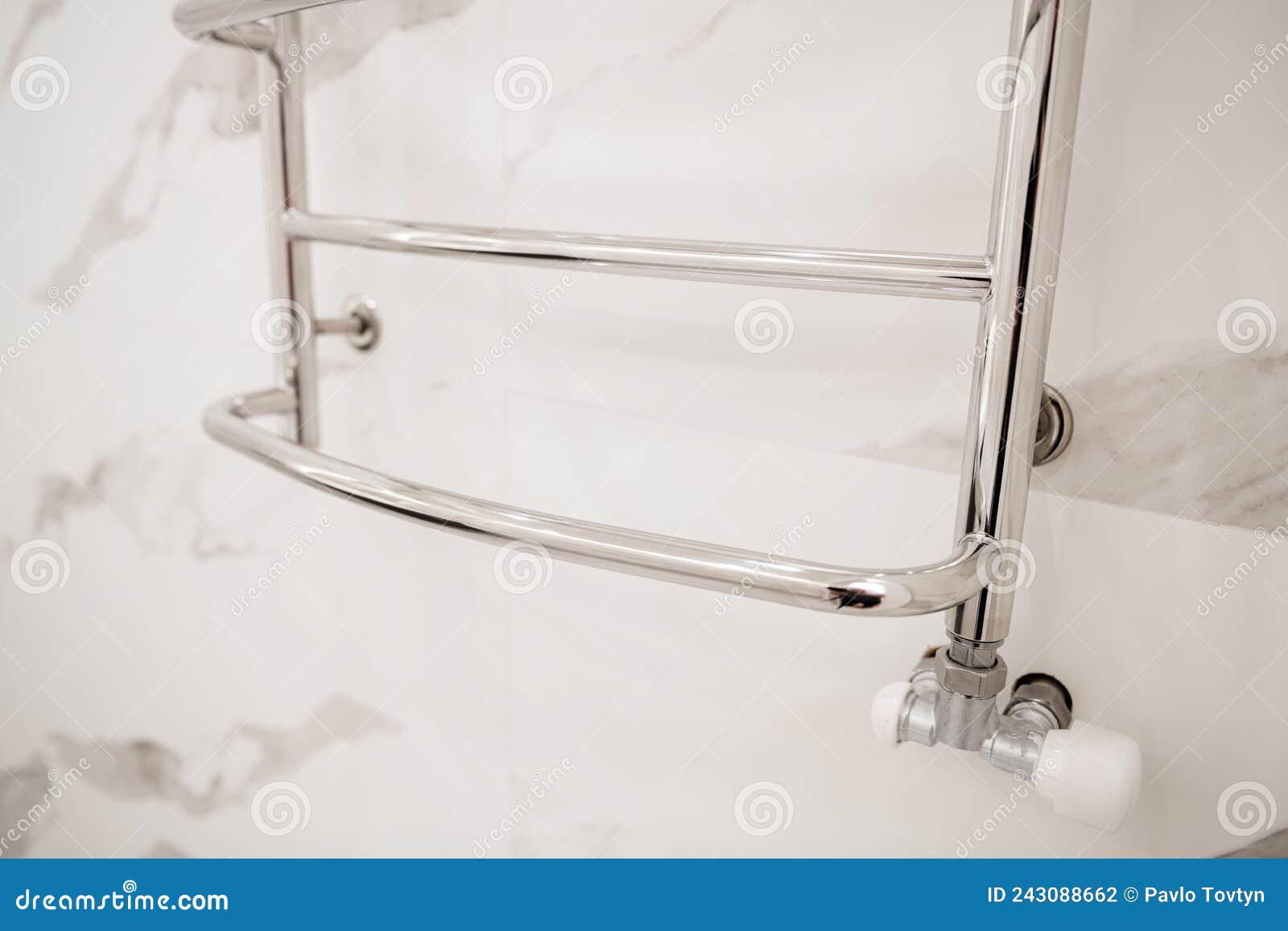Tumble dry symbol hi-res stock photography and images - Alamy