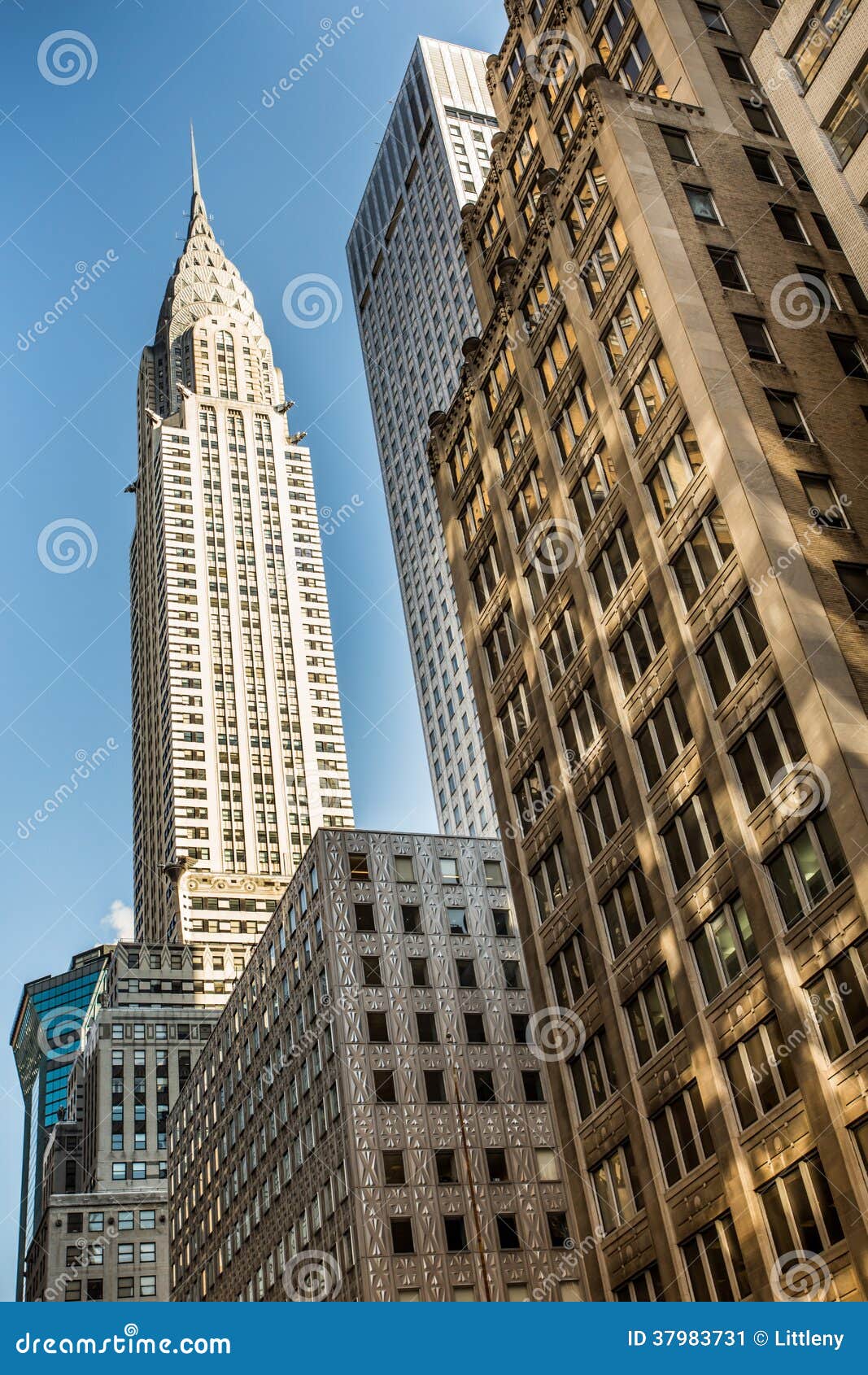 Chrysler Building editorial photo. Image of view, landmark 37983731
