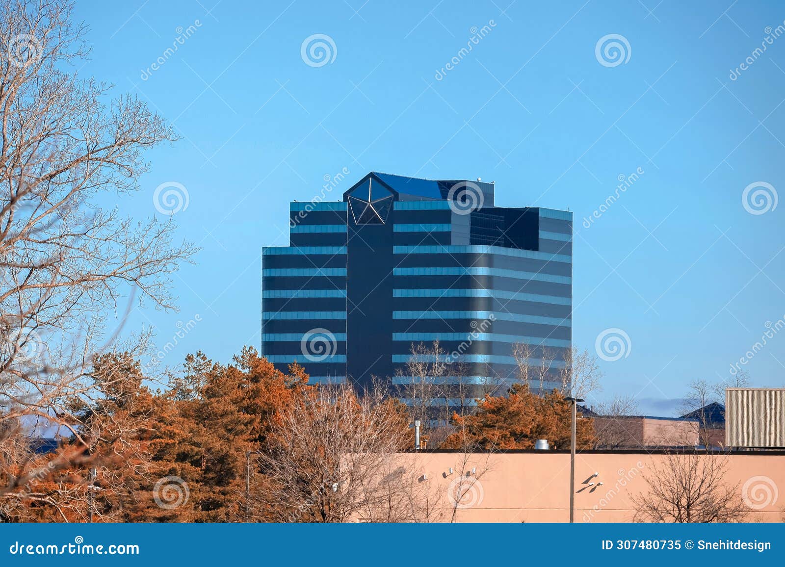 Chrysler stellantis headquarters and technology center in auburn