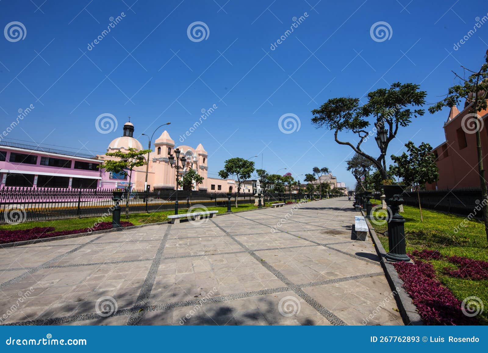 convent of the descalzos religious temple and franciscan convent located in the lima district of rÃÂ­mac, in peru