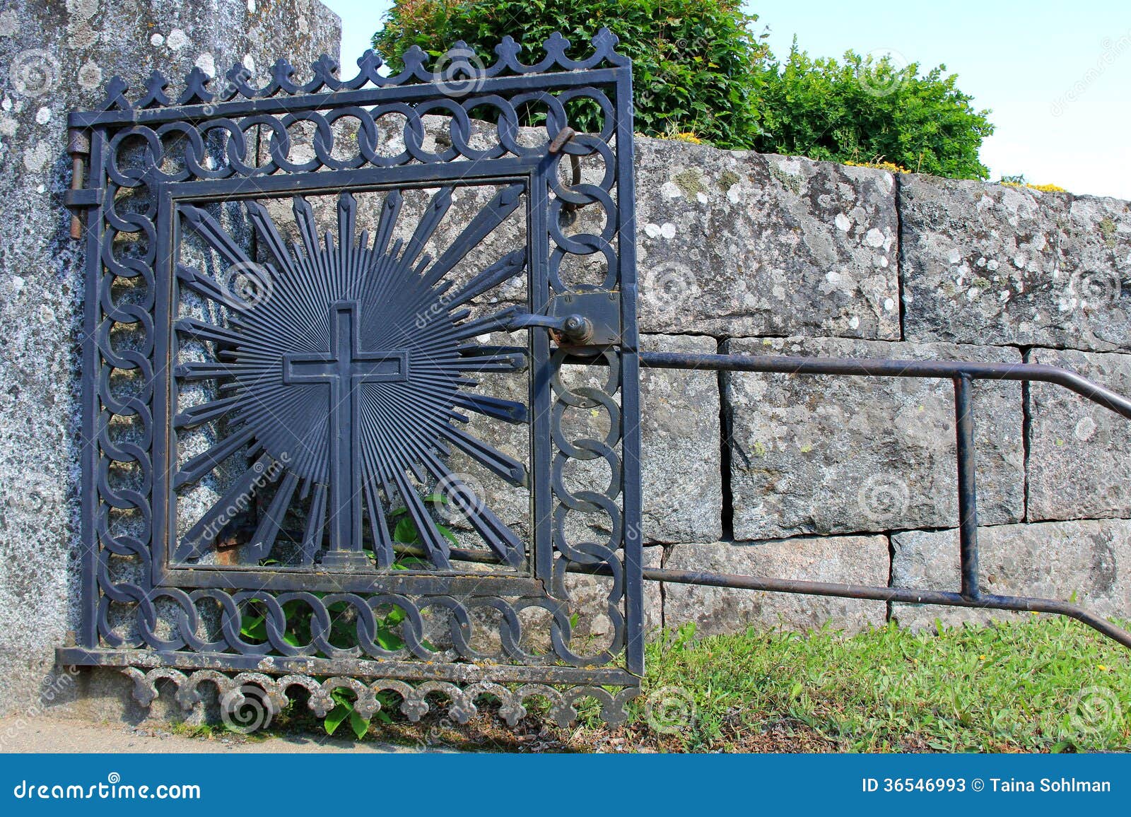 98 Church Gate Wrought Iron Cross Photos Free & RoyaltyFree Stock