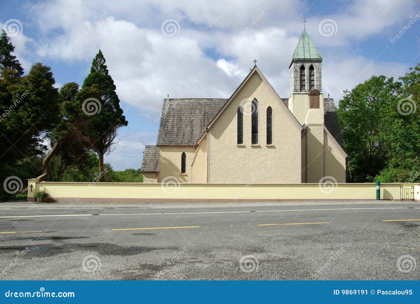 Church in Ireland stock image. Image of ring, ireland 9869191