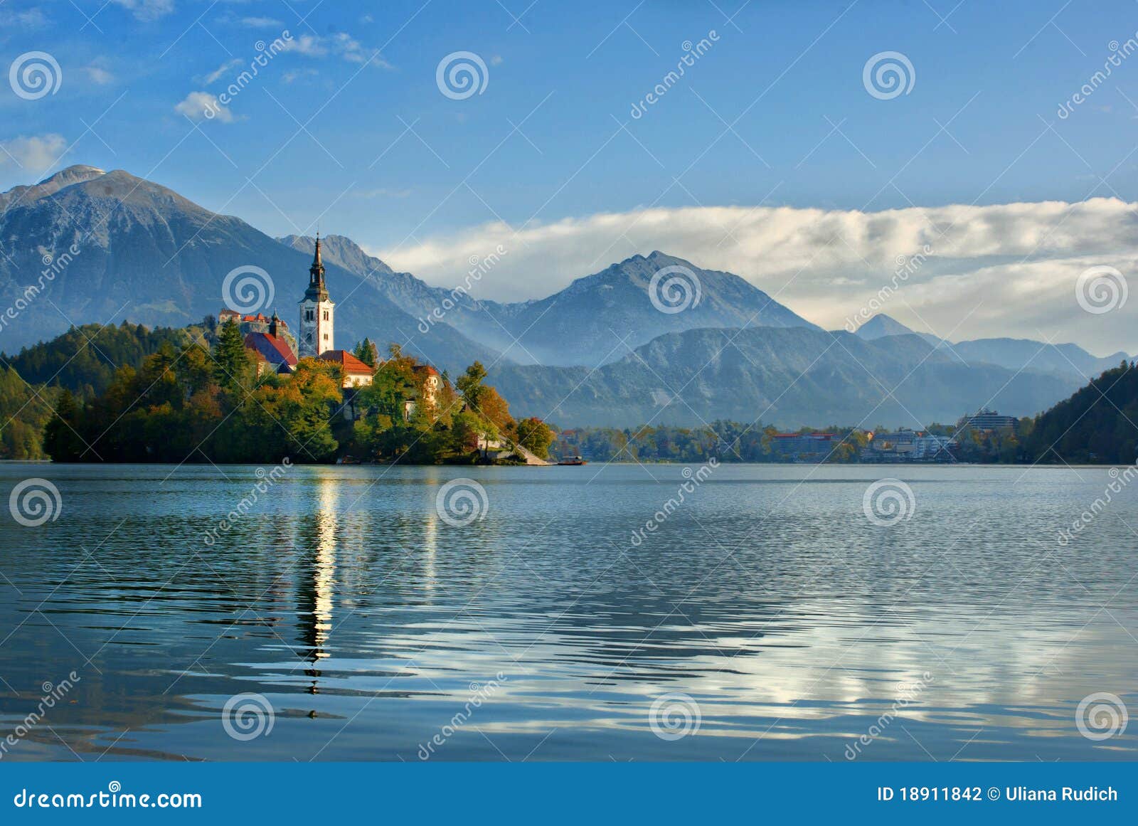 church on the island of lake bled