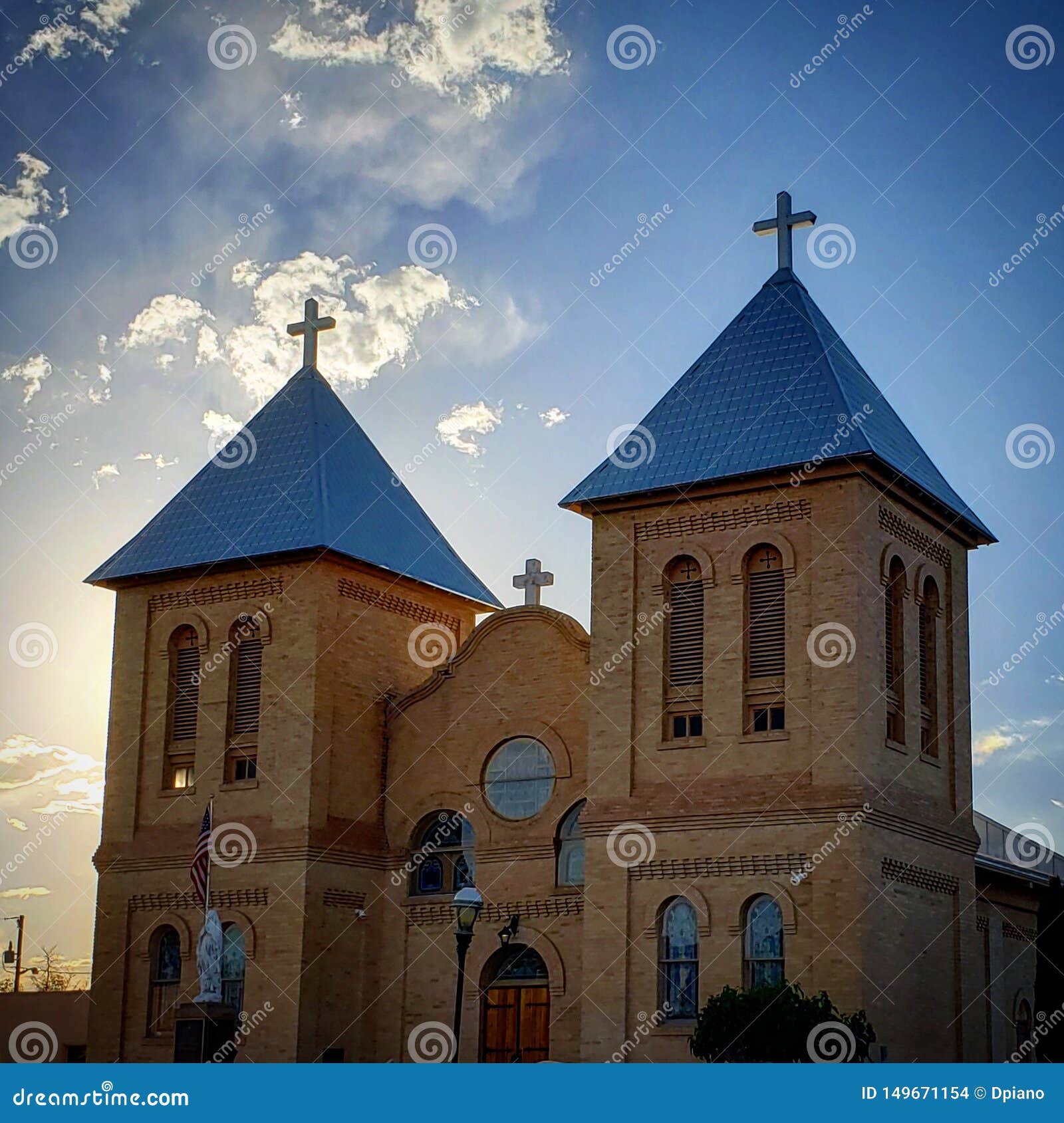 Church in Las Cruces New Mexico Stock Photo Image of spire, estate