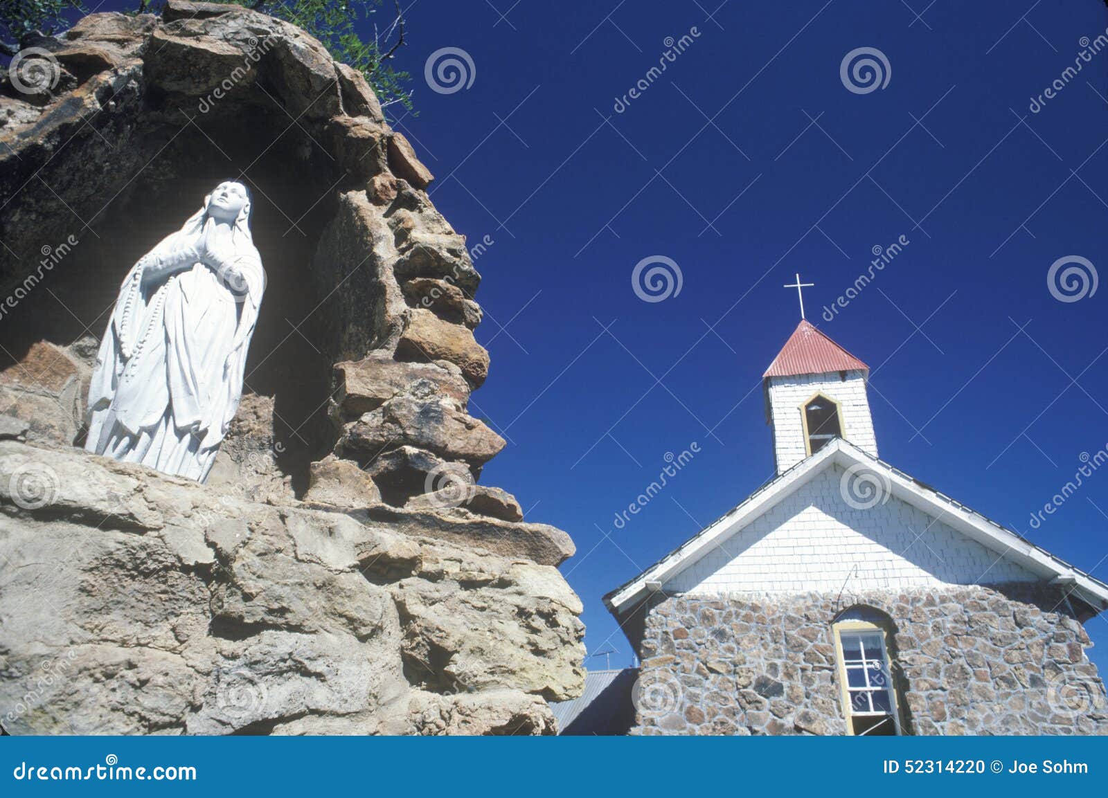 a church in villa nueva new mexico