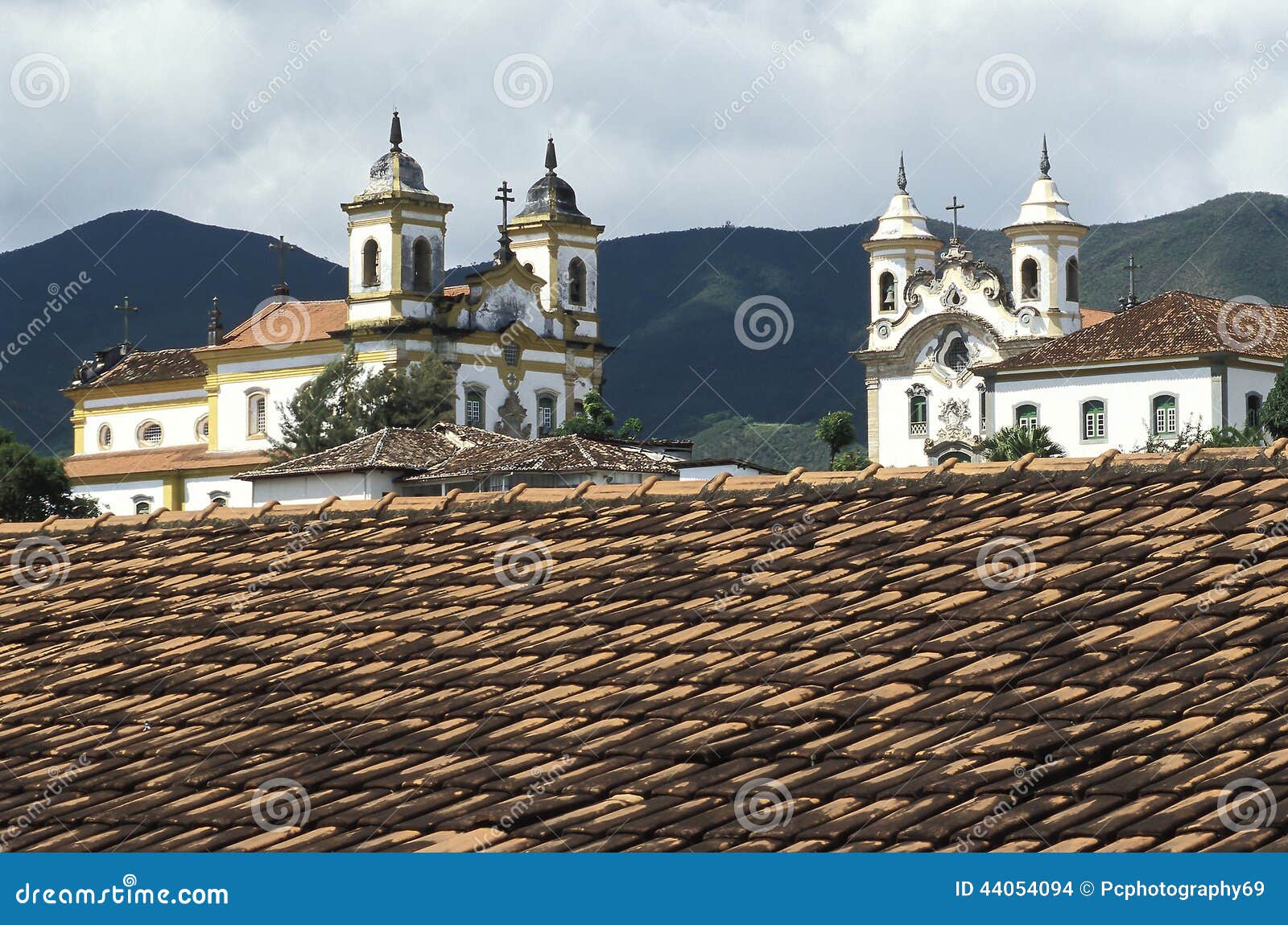 the churches of sÃÂ£o francisco and nossa senhora do carmo in mar