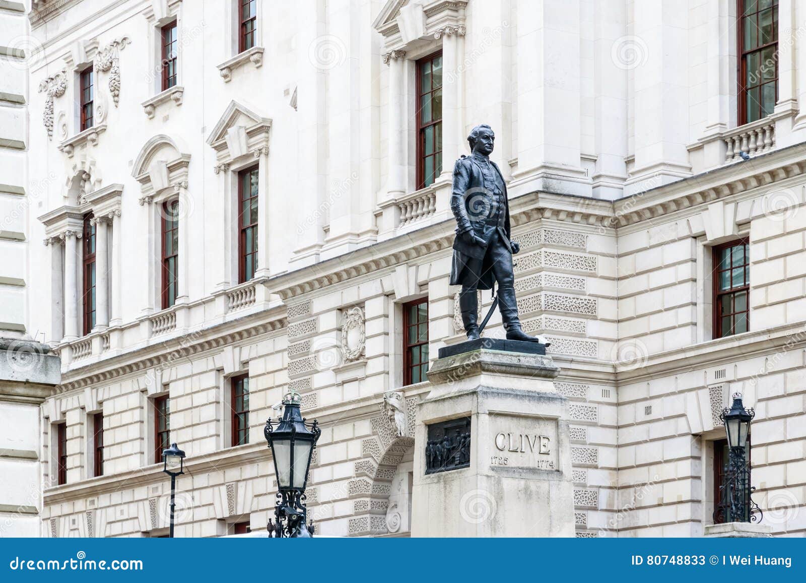 churchill war rooms and robert clive memorial in london