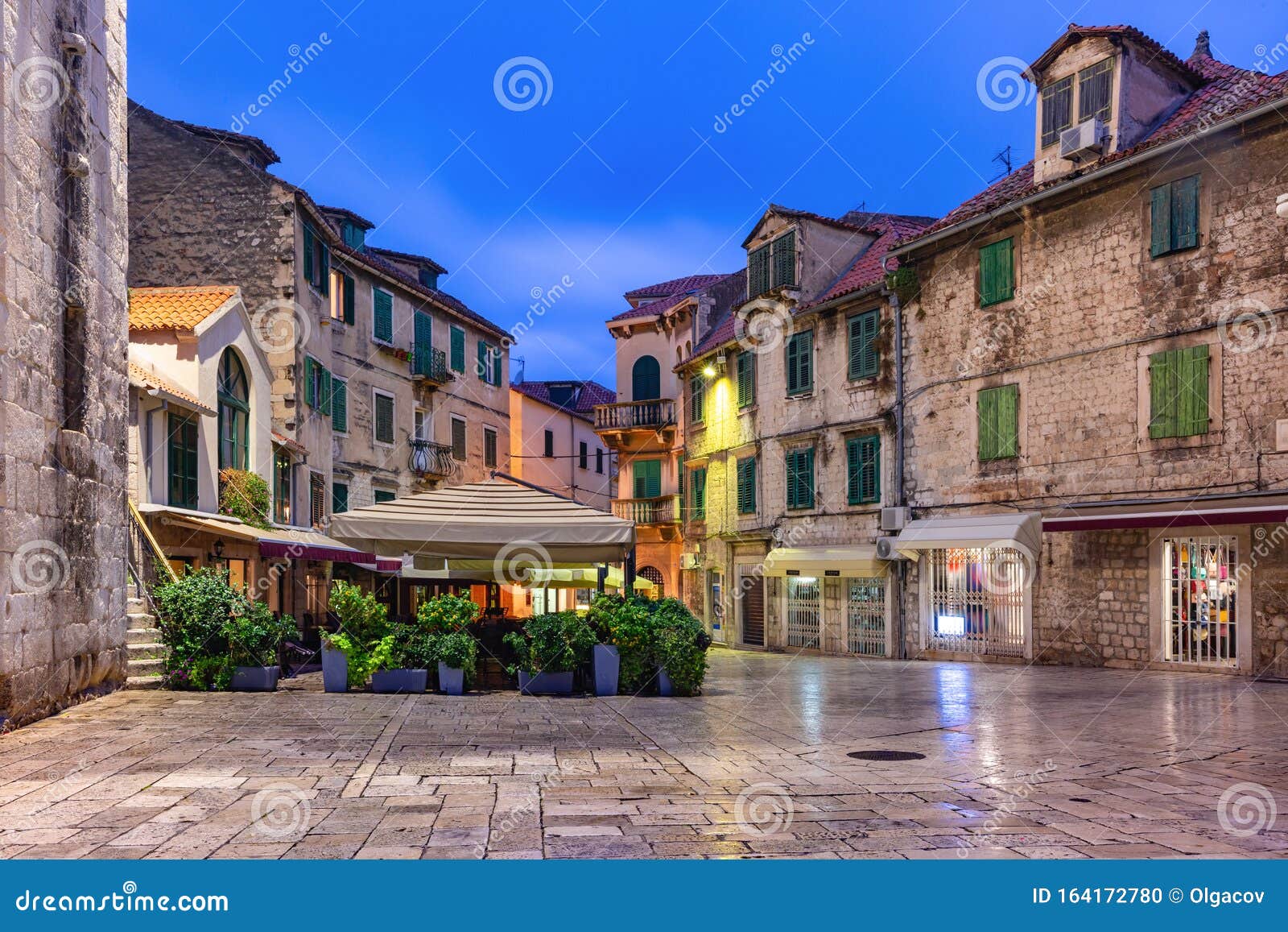 Cidade Velha De Split, Croácia Foto de Stock - Imagem de cidade