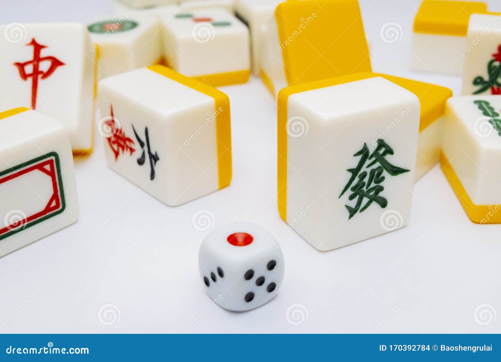 Un Mosaico Para Mahjong Green Foto de archivo - Imagen de verde, azulejos: 170392784