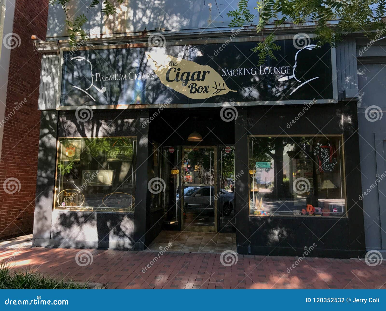 The Cigar Box, Columbia, South Carolina Editorial Photography Image