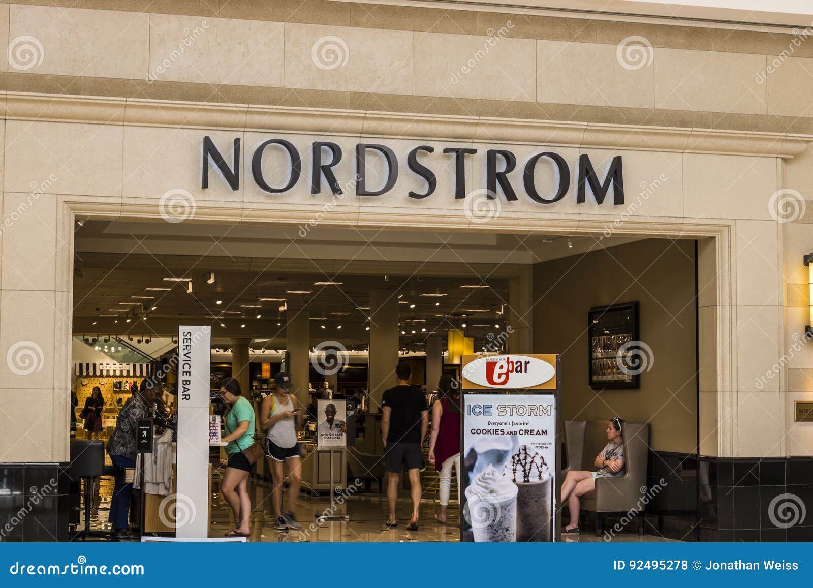 Cincinnati - Circa May 2017: Nordstrom Retail Mall Location. Nordstrom ...