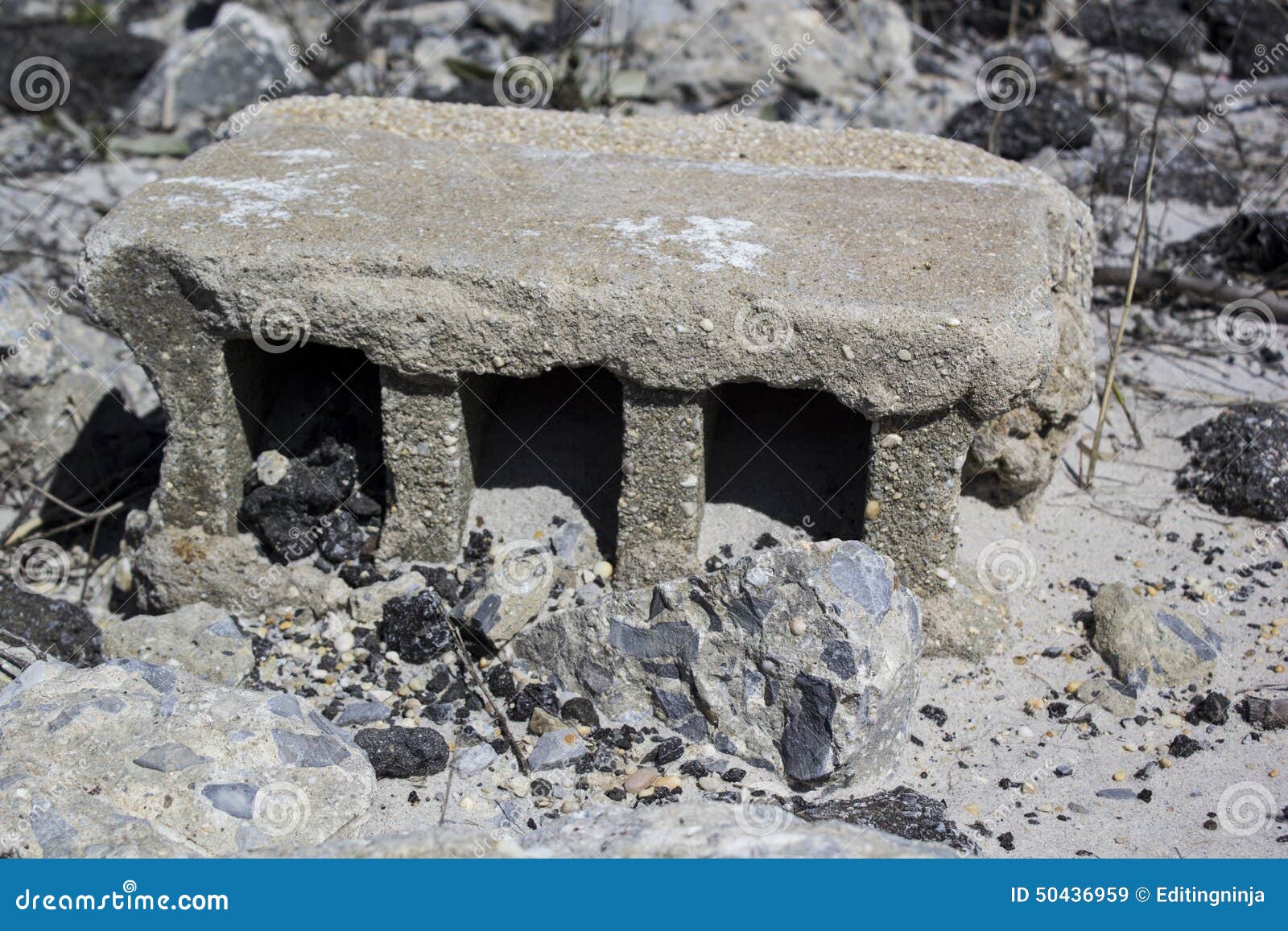 Cinder Block fotografering för bildbyråer. Bild av rocks - 50436959