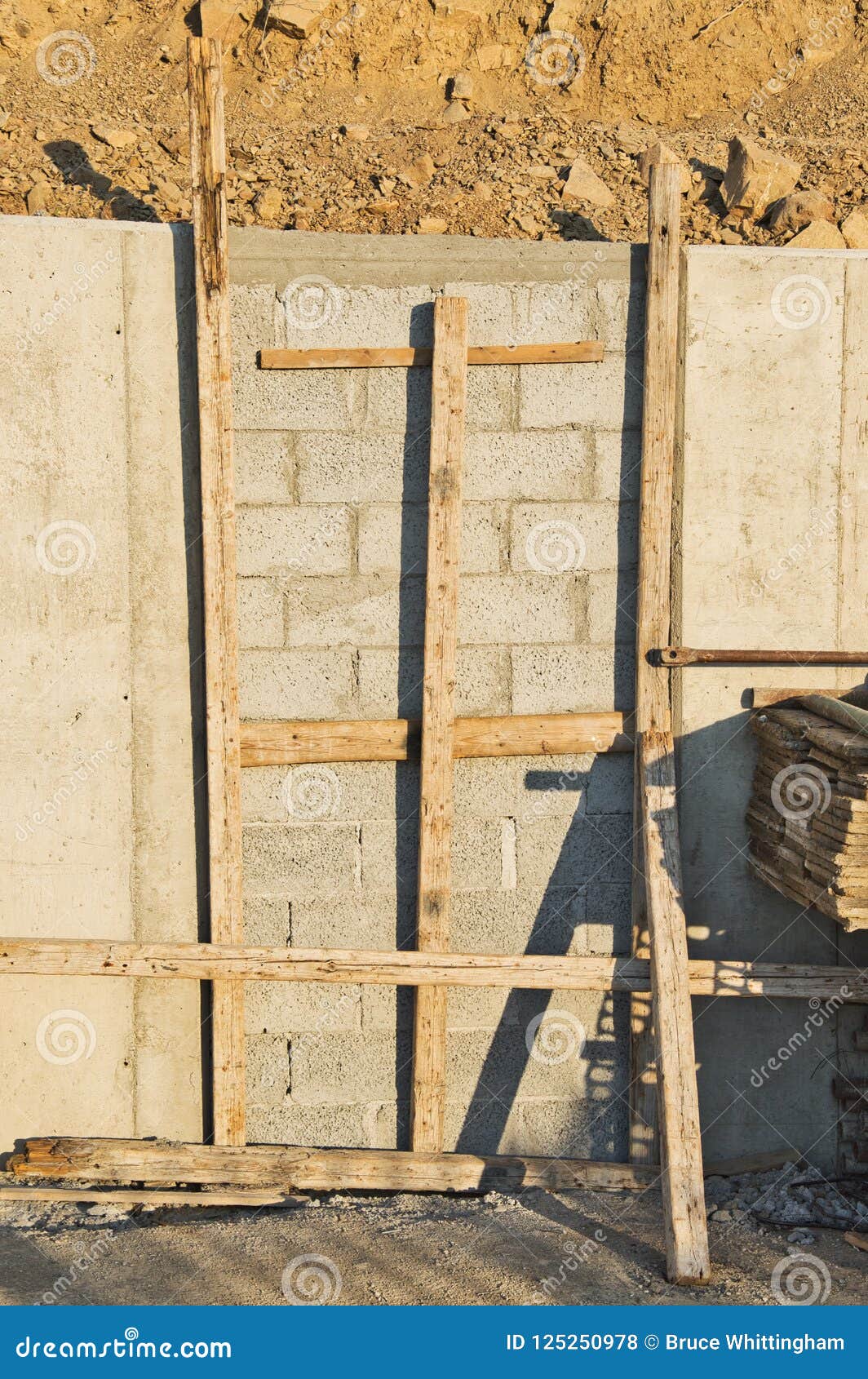 Cinder Block Partition In Concrete Wall Earthquake Shock Absorption Stock Photo Image Of Block Shock 125250978