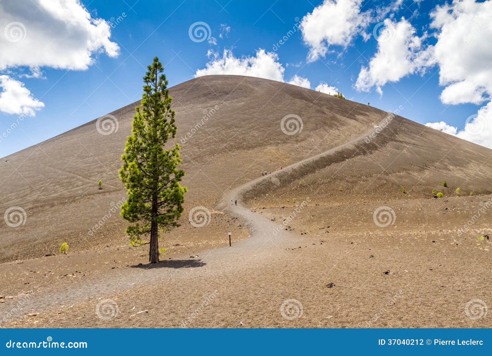 cinder cone in lassen volcanic national park